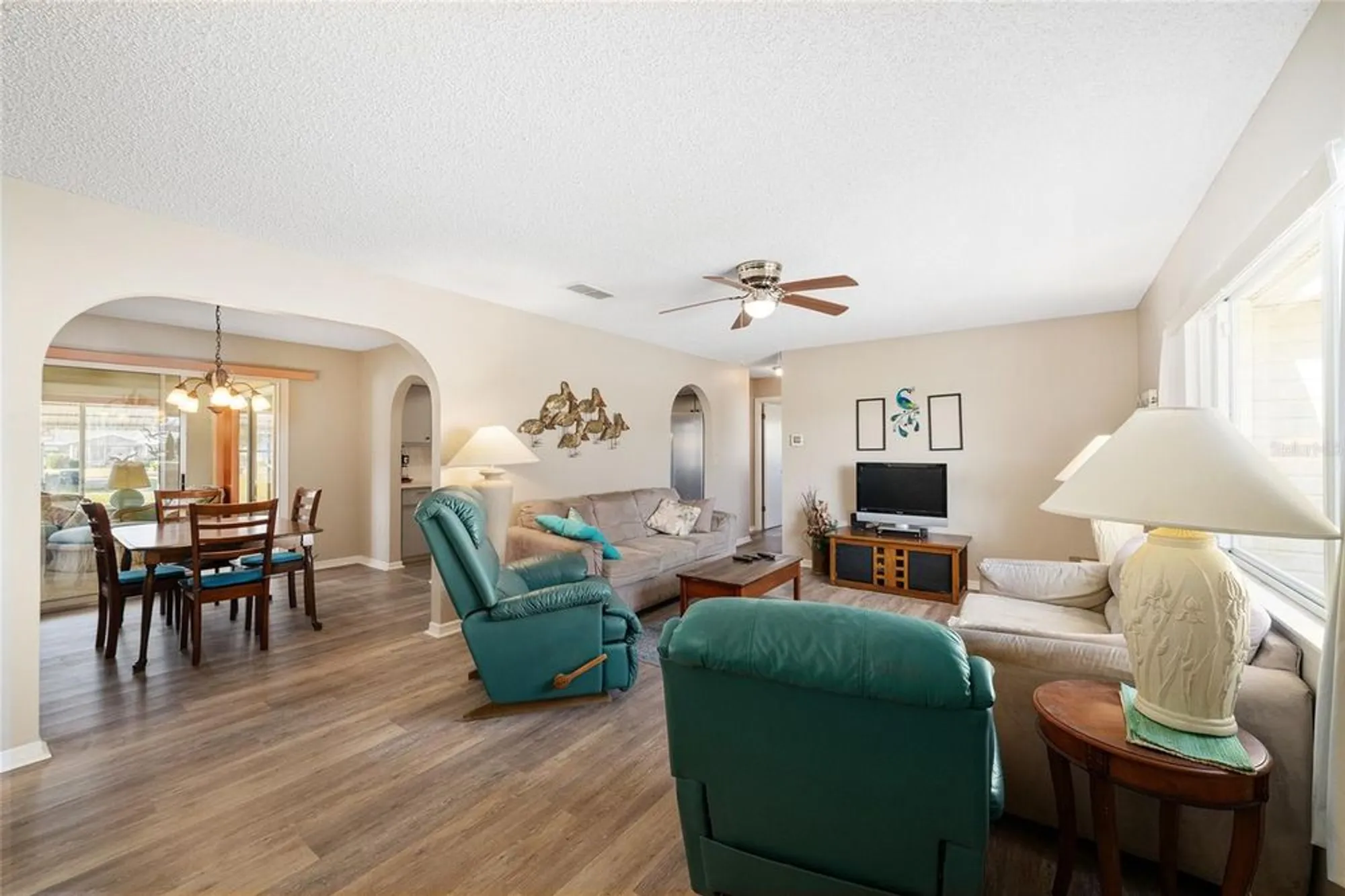 Property Slideshow image 5 of 50 | 17562 se 106th ave, Summerfield, FL, 34491