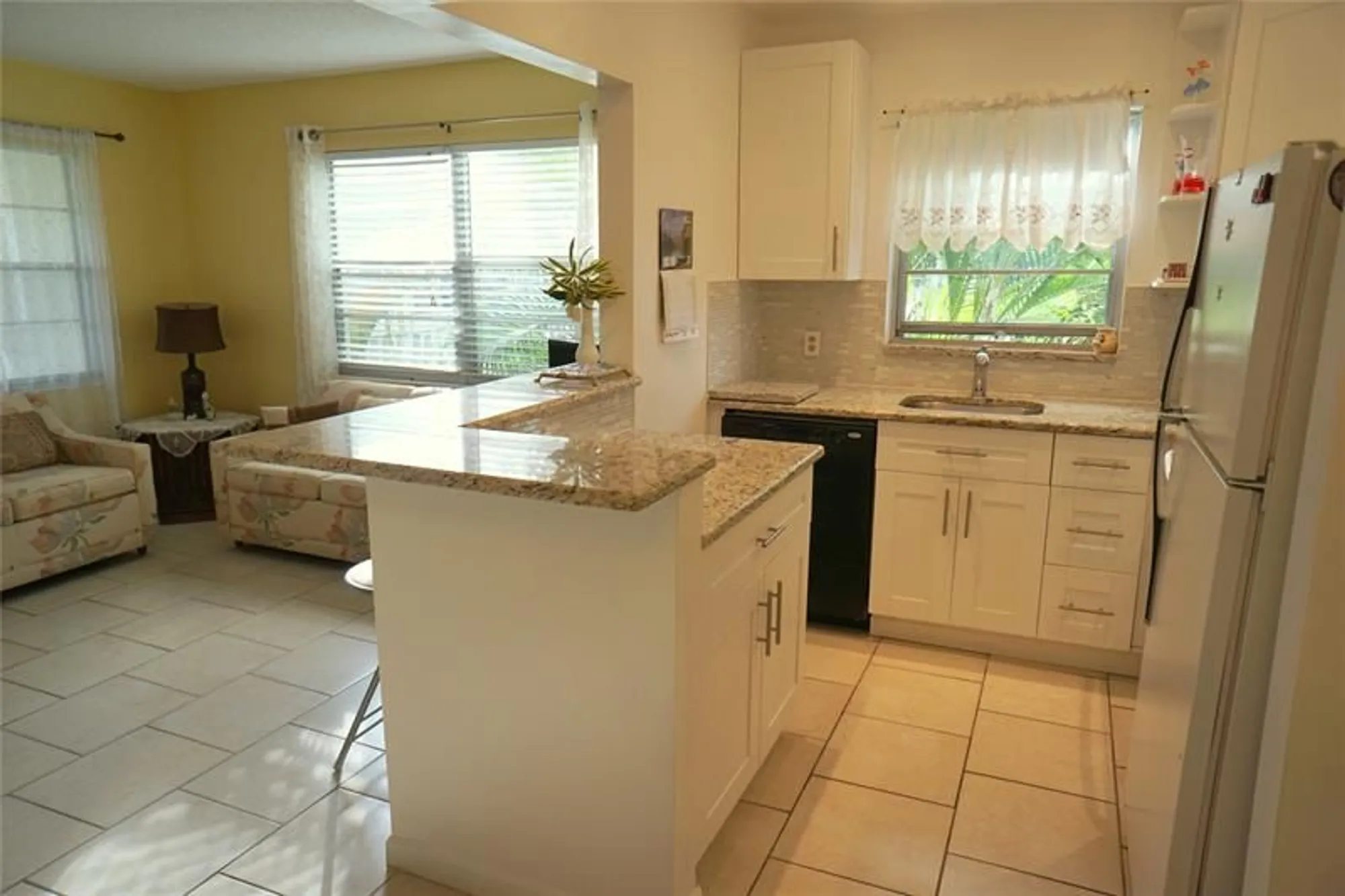 Property Slideshow image 6 of 37 | 105 prescott e unit e, Deerfield Beach, FL, 33442
