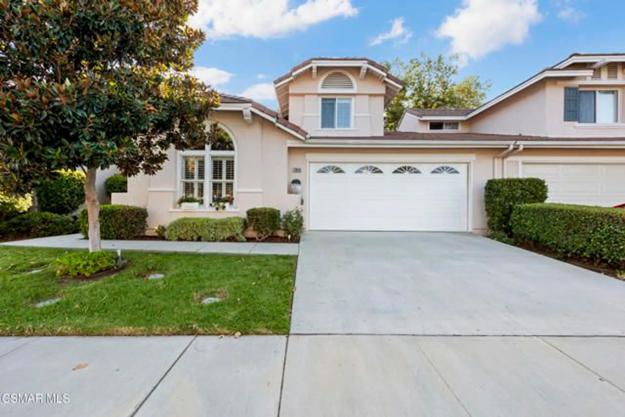 Property Slideshow image 2 of 38 | 2059 tulip ave, Simi Valley, CA, 93063