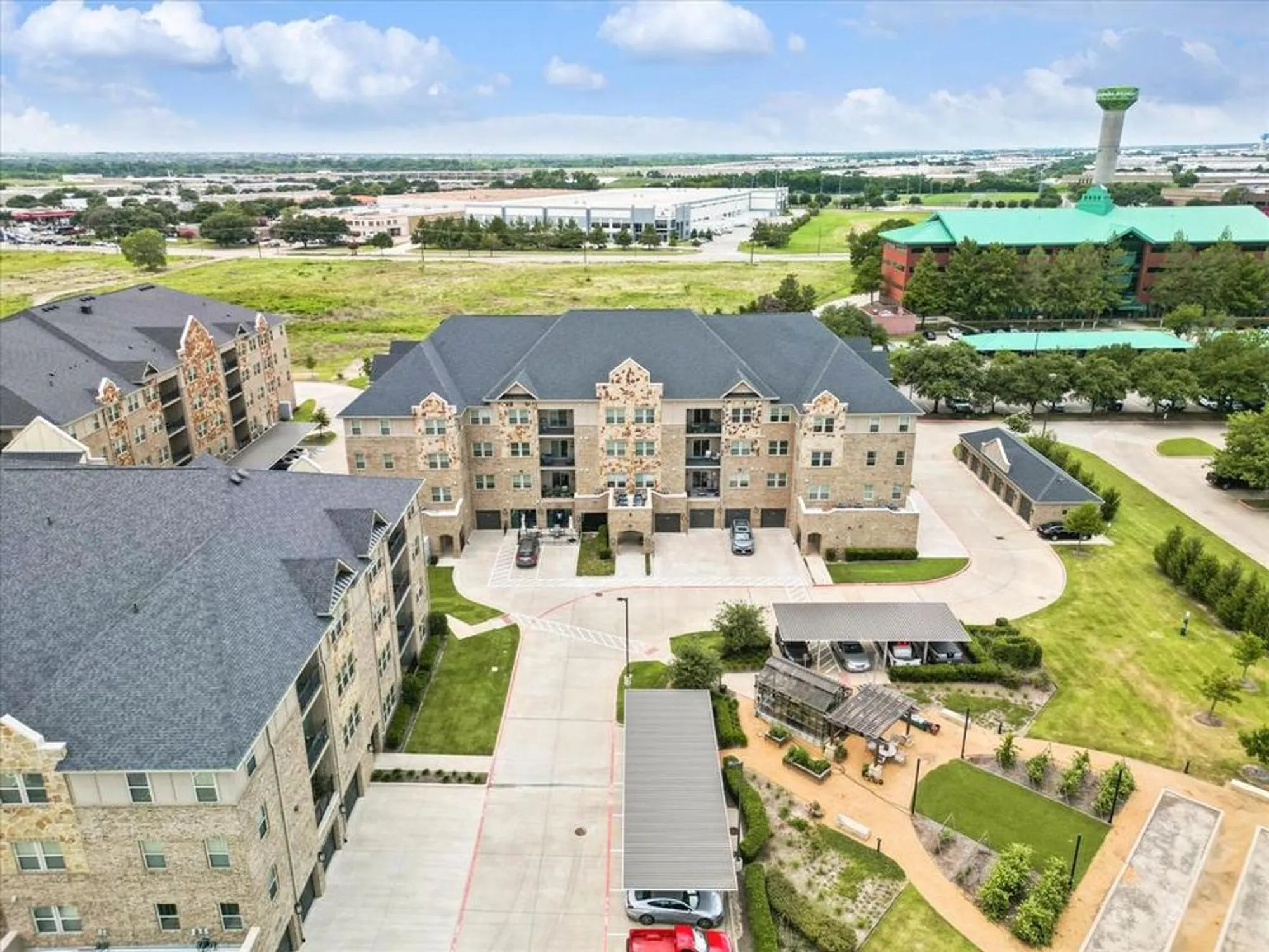 Property Slideshow image 34 of 38 | 1735 wittington pl apt 3308, Dallas, TX, 75234
