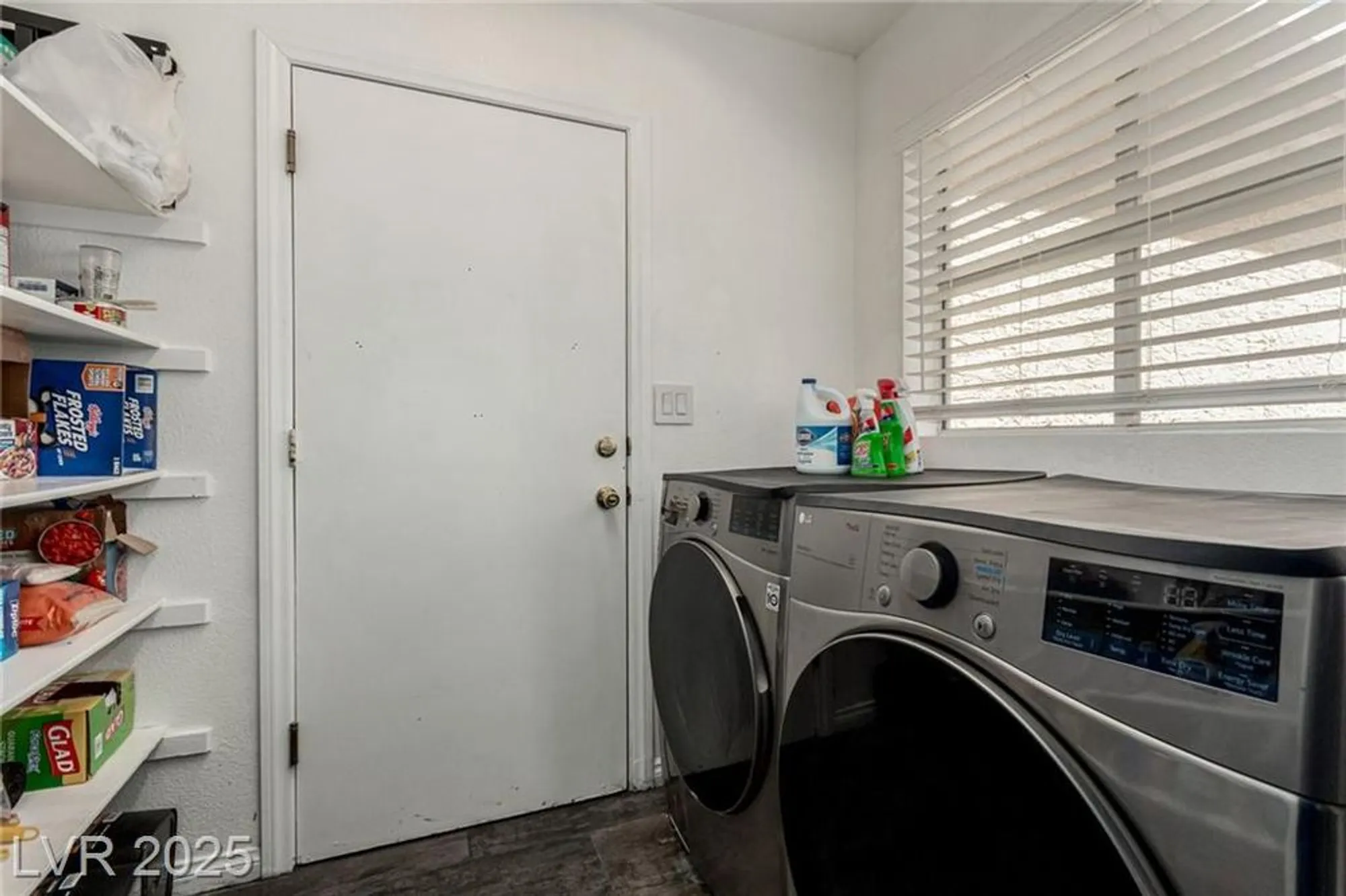 Property Slideshow image 17 of 36 | 5117 harvest moon ln, Las Vegas, NV, 89107