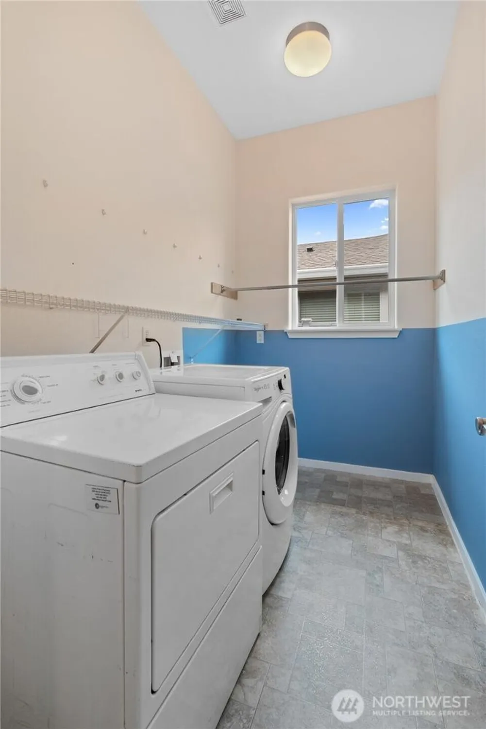 Property Slideshow image 30 of 40 | 4420 vashon dr, Lacey, WA, 98516