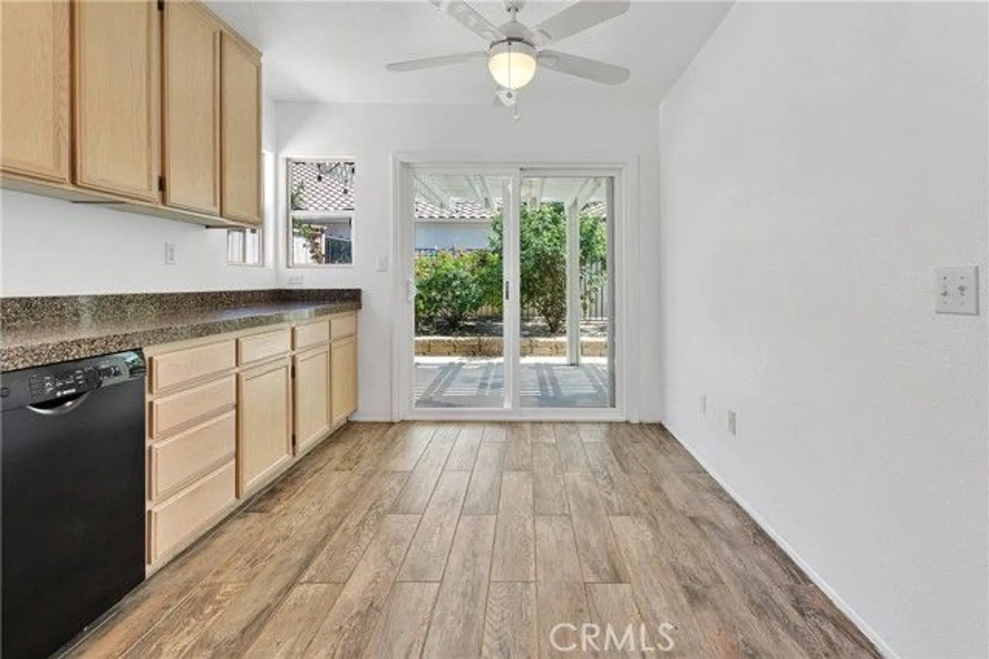 Property Slideshow image 11 of 42 | 40684 corte albara, Murrieta, CA, 92562