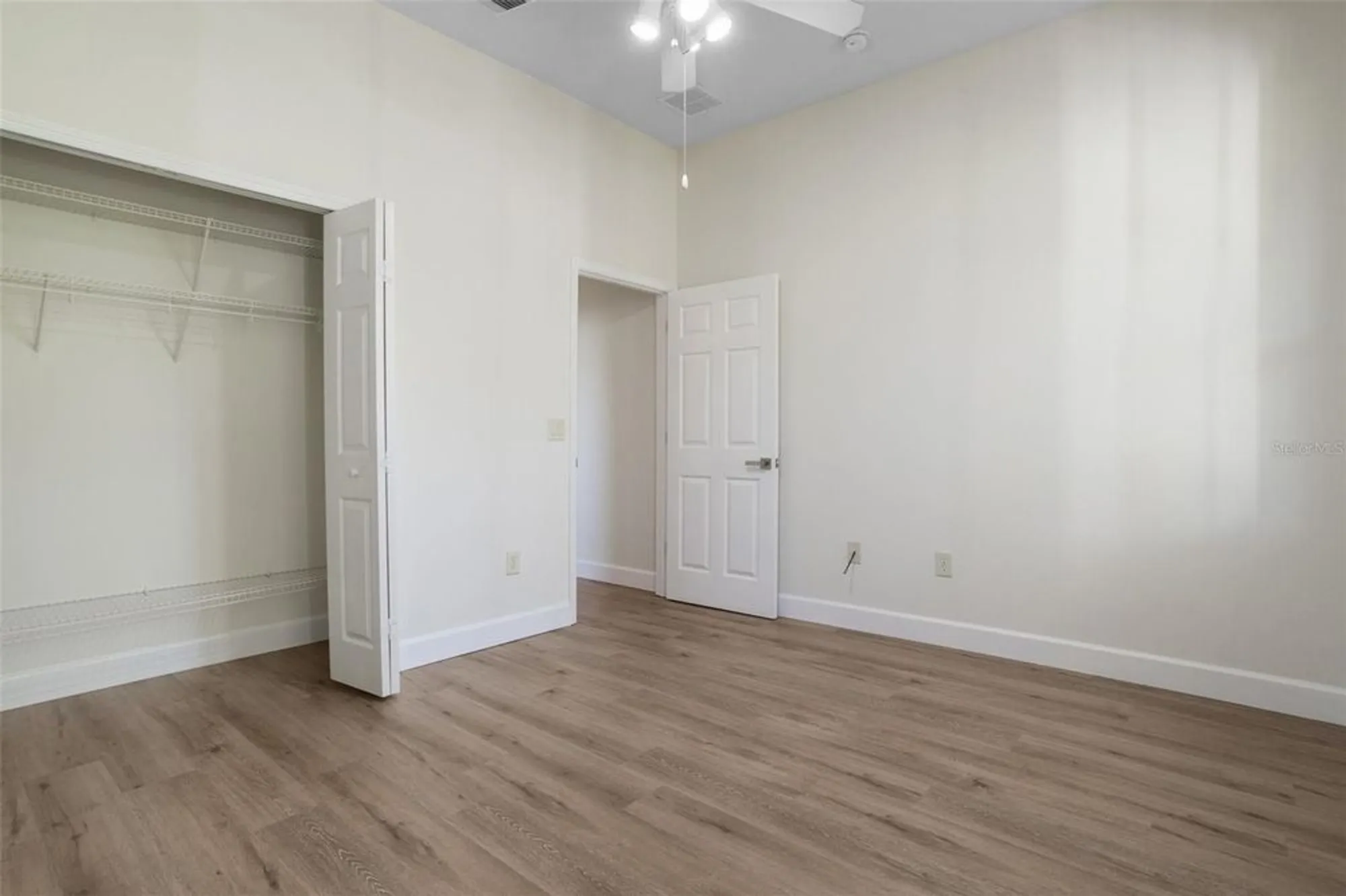 Property Slideshow image 18 of 50 | 103 crescent moon dr, Groveland, FL, 34736