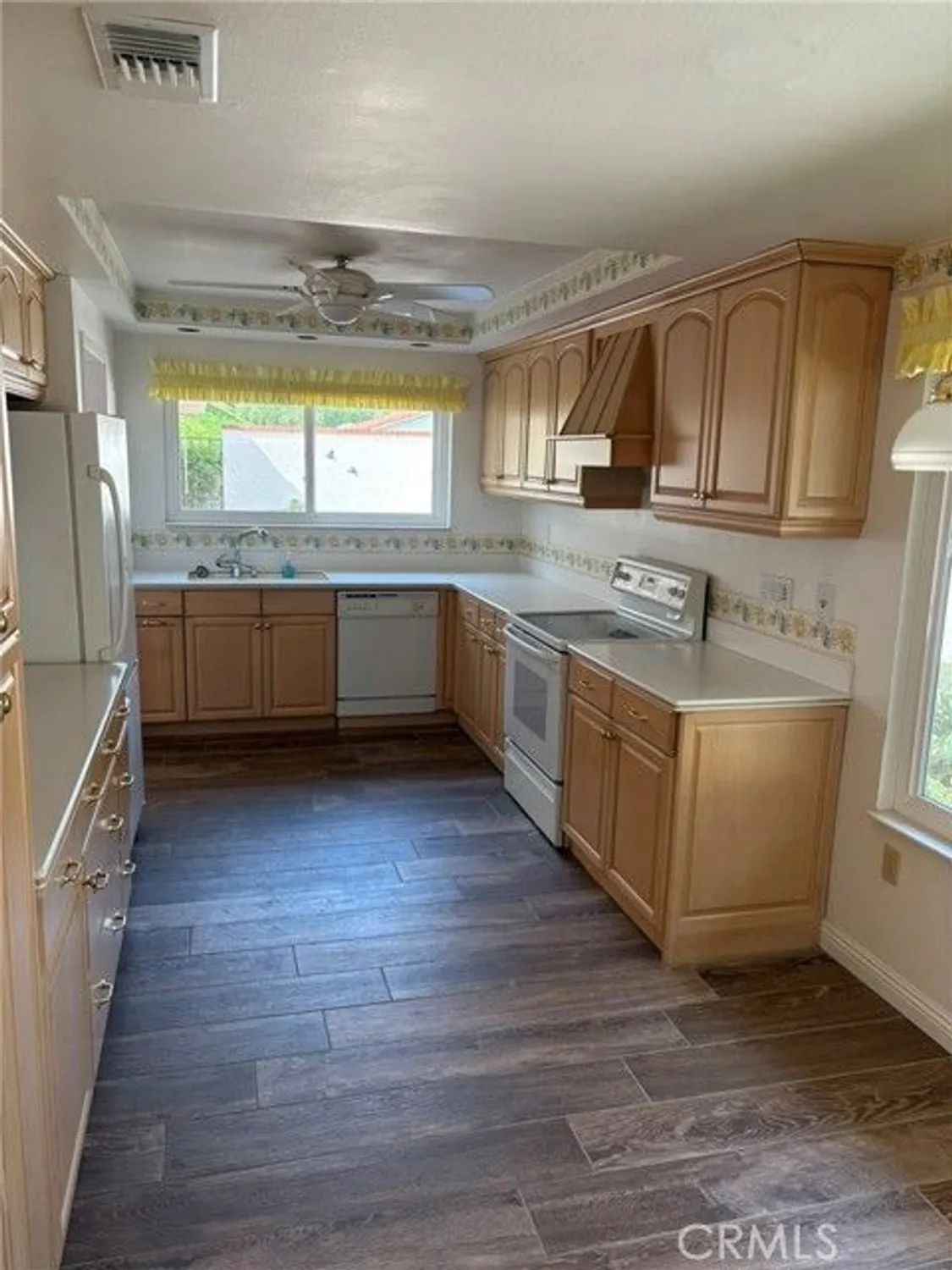 Property Slideshow image 7 of 20 | 5149 miembro, Laguna Woods, CA, 92637