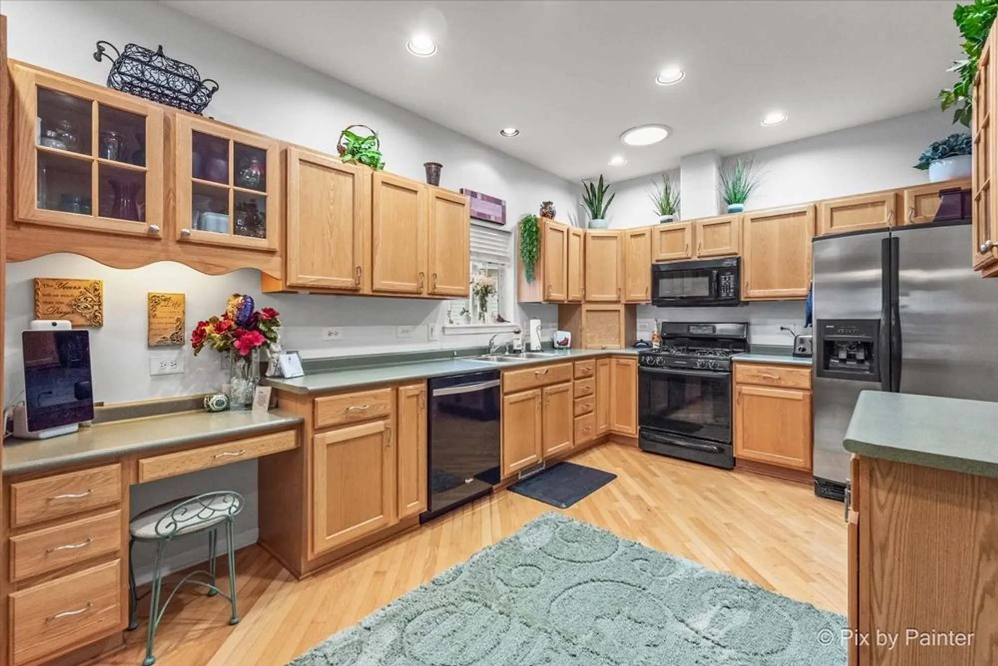 Property Slideshow image 10 of 28 | 3221 harness ln, Grayslake, IL, 60030