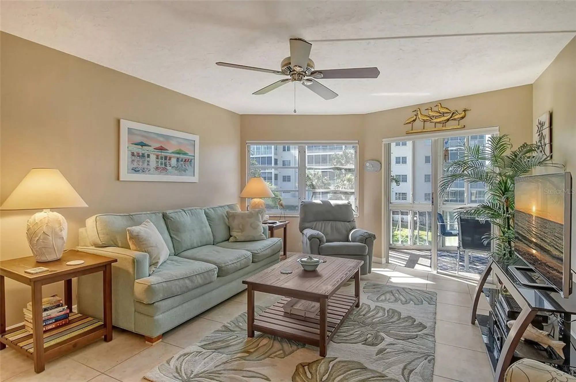 Property Slideshow image 14 of 90 | 1300 n portofino dr apt 305, Sarasota, FL, 34242