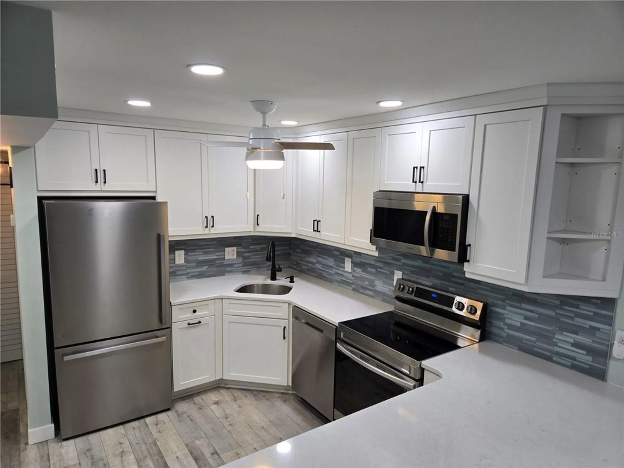 Property Slideshow image 15 of 40 | 21260 brinson ave apt 307, Port Charlotte, FL, 33952