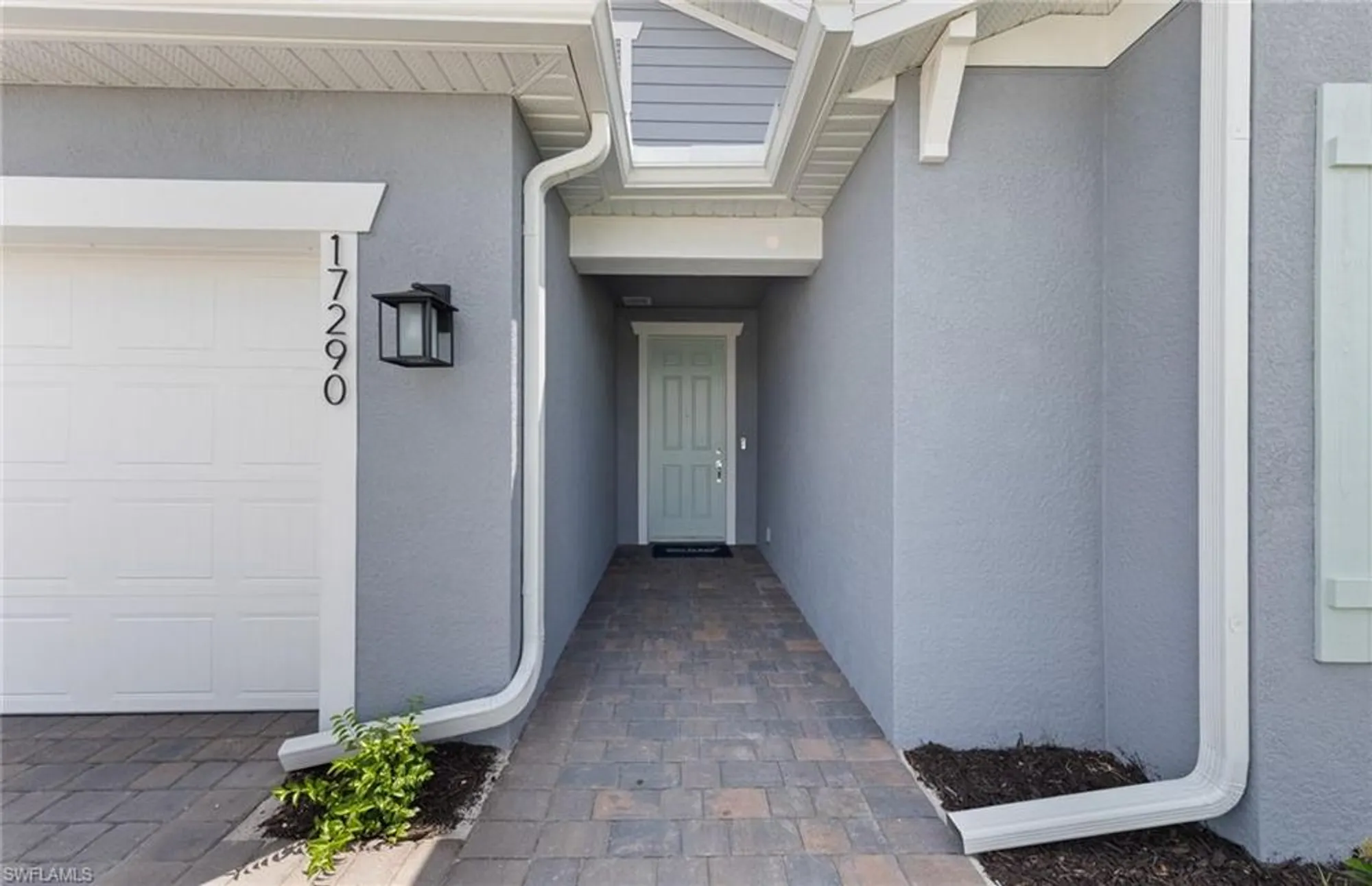 Property Slideshow image 2 of 46 | 17290 willow tree ln, North Fort Myers, FL, 33917