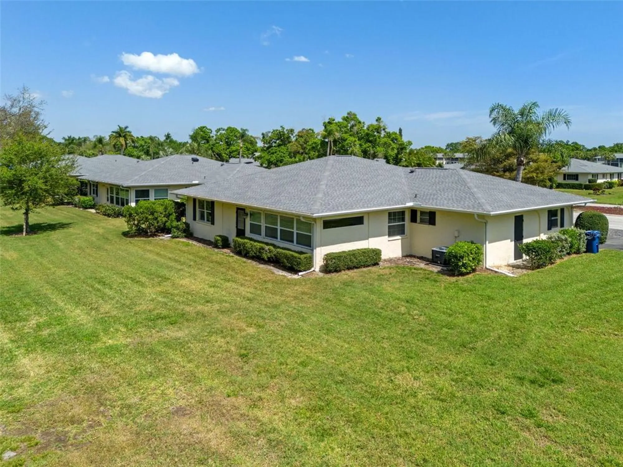 Property Slideshow image 47 of 70 | 7082 w country club dr n # 7082, Sarasota, FL, 34243