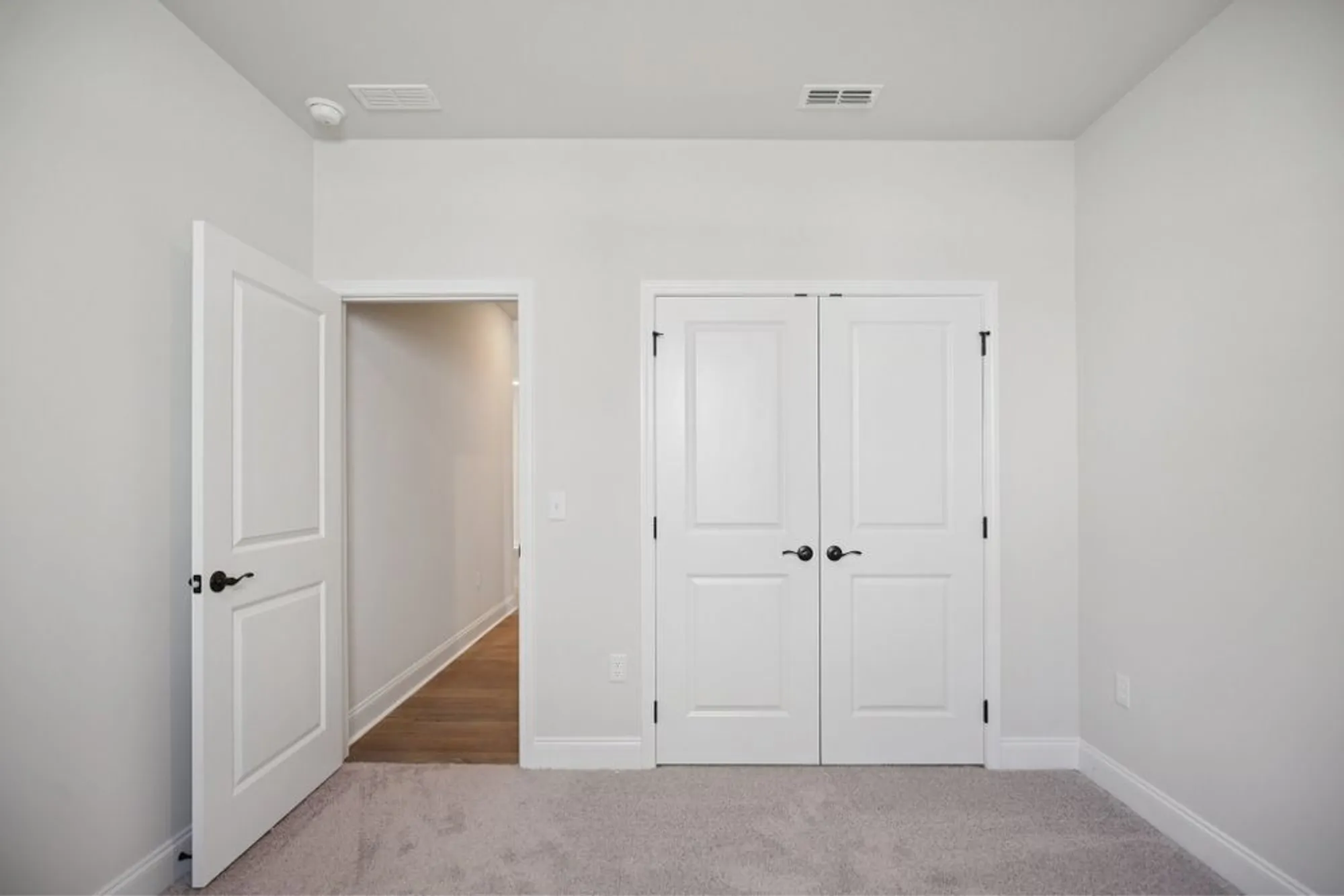 Property Slideshow image 30 of 54 | 328 stonehaus cir, Antioch, TN, 37013