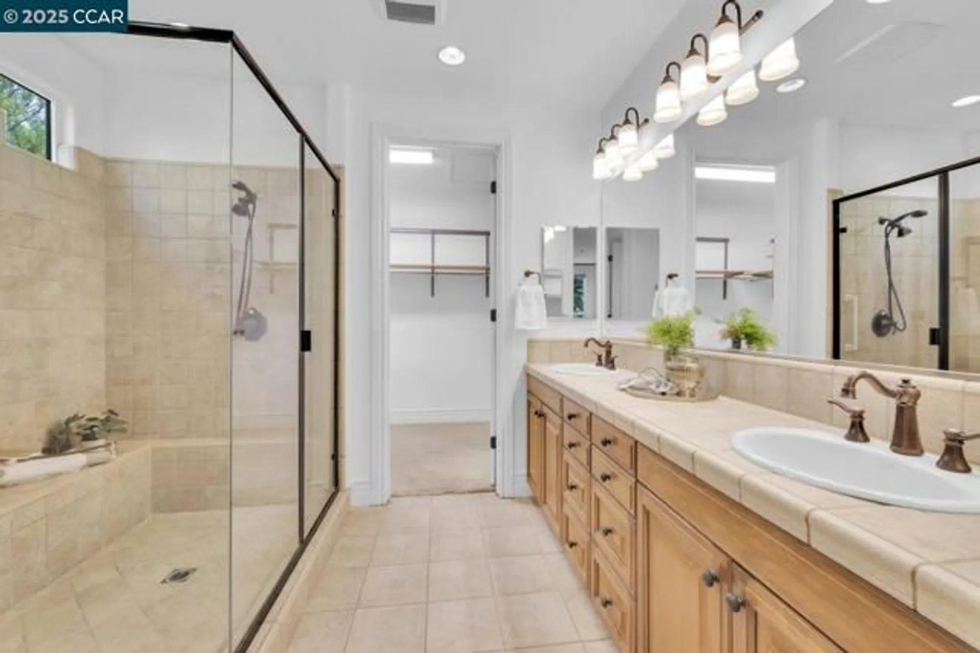 Property Slideshow image 17 of 47 | 1103 lafite ct, Brentwood, CA, 94513