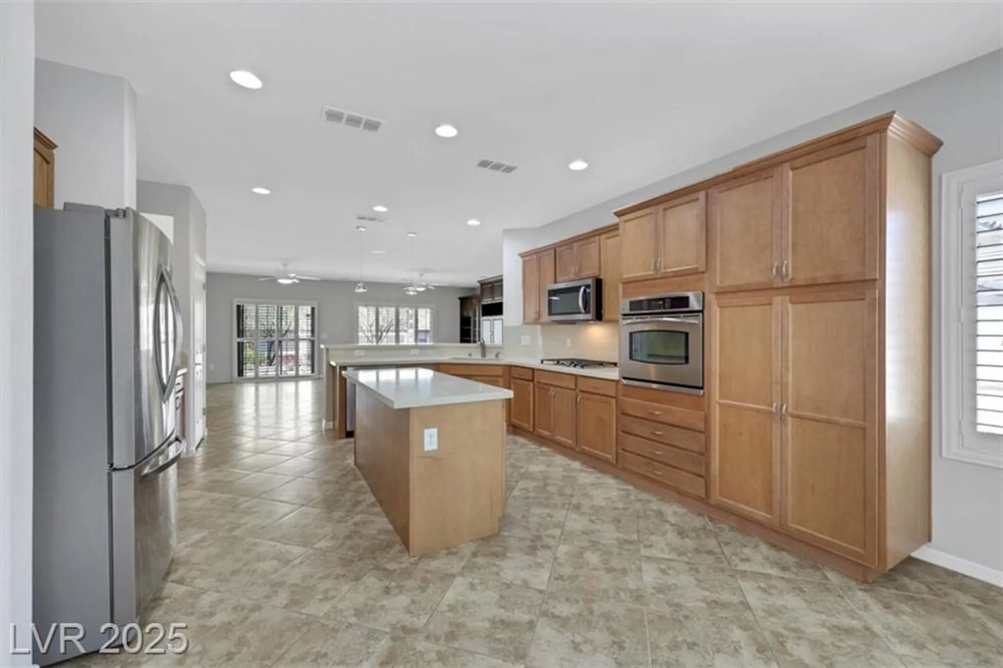 Property Slideshow image 20 of 34 | 2159 bensley st, Henderson, NV, 89044