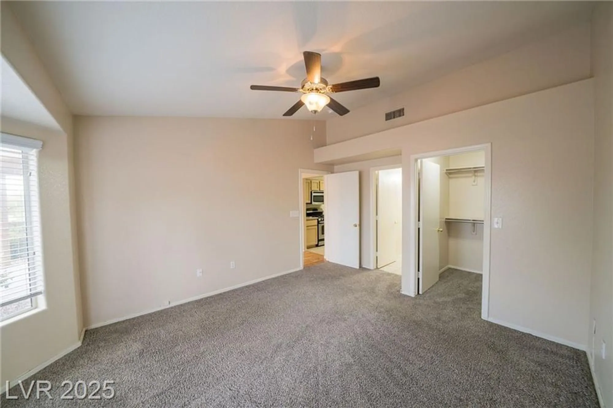 Property Slideshow image 7 of 30 | 9908 bundella dr, Las Vegas, NV, 89134