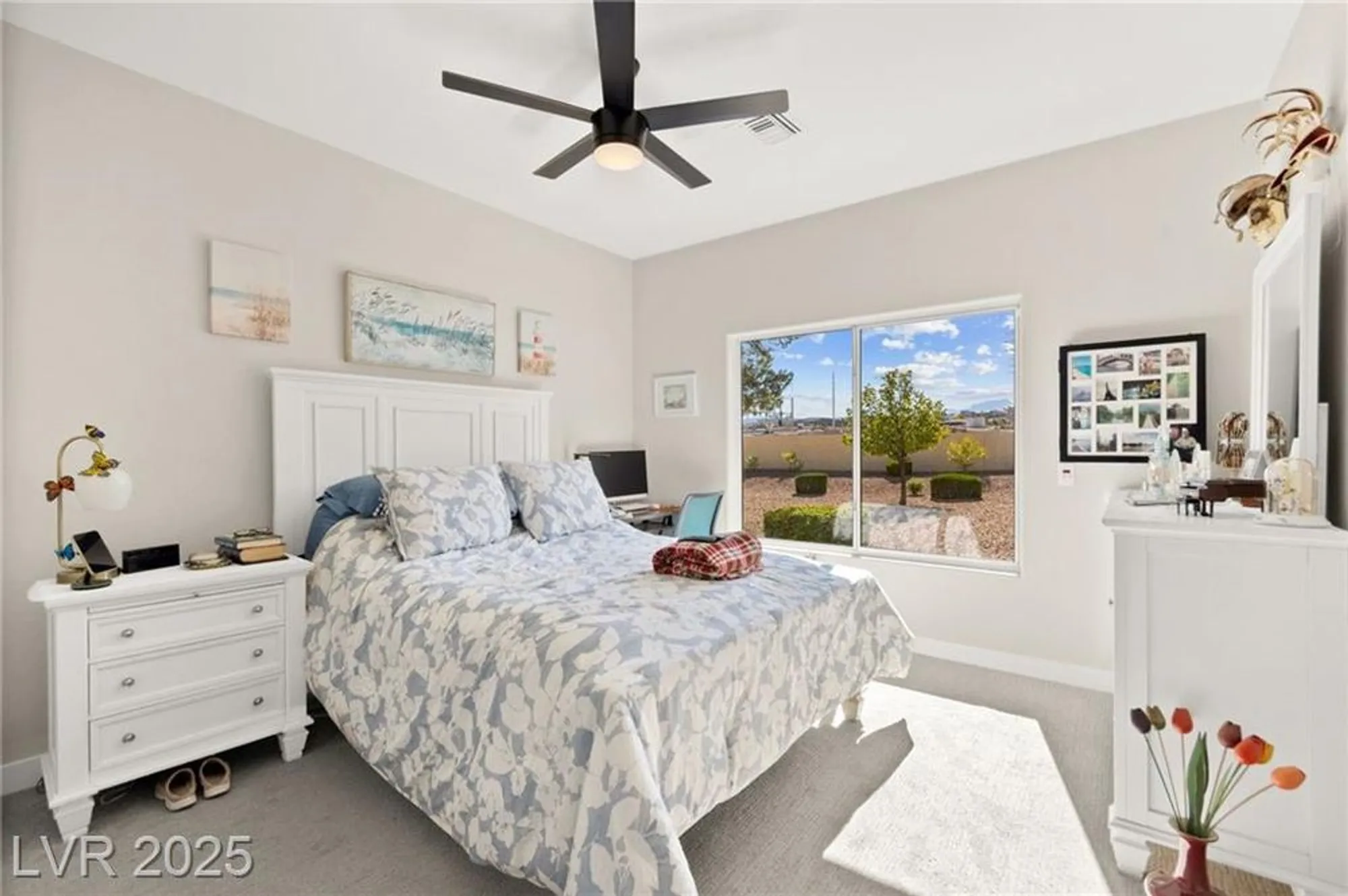 Property Slideshow image 4 of 36 | 11025 mission lakes ave, Las Vegas, NV, 89134