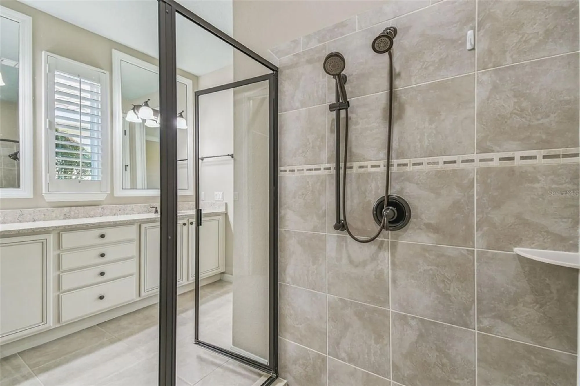 Property Slideshow image 18 of 54 | 159 casavista dr, Kissimmee, FL, 34759