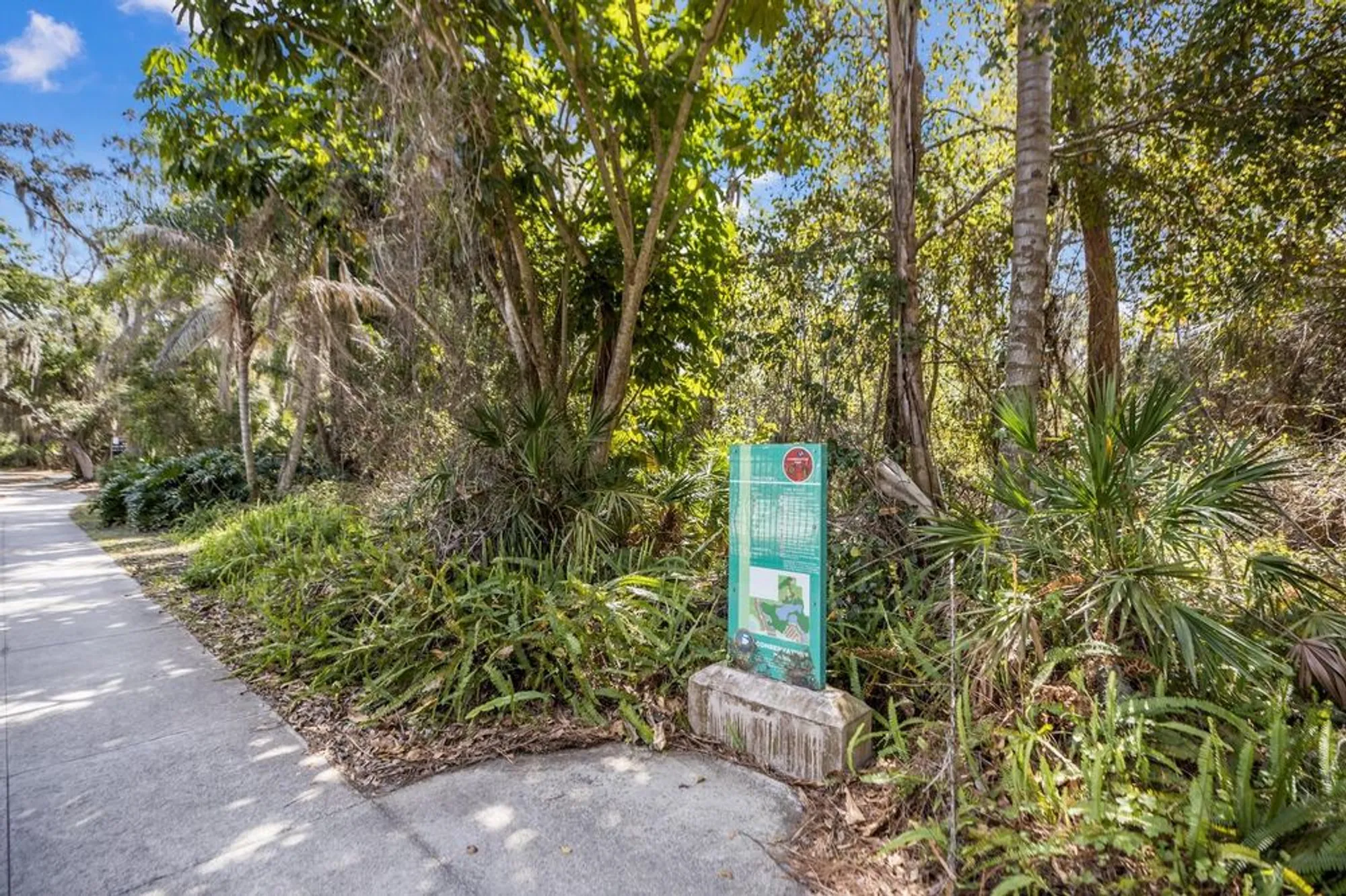 Property Slideshow image 39 of 50 | 5508 gardens dr, Sarasota, FL, 34243