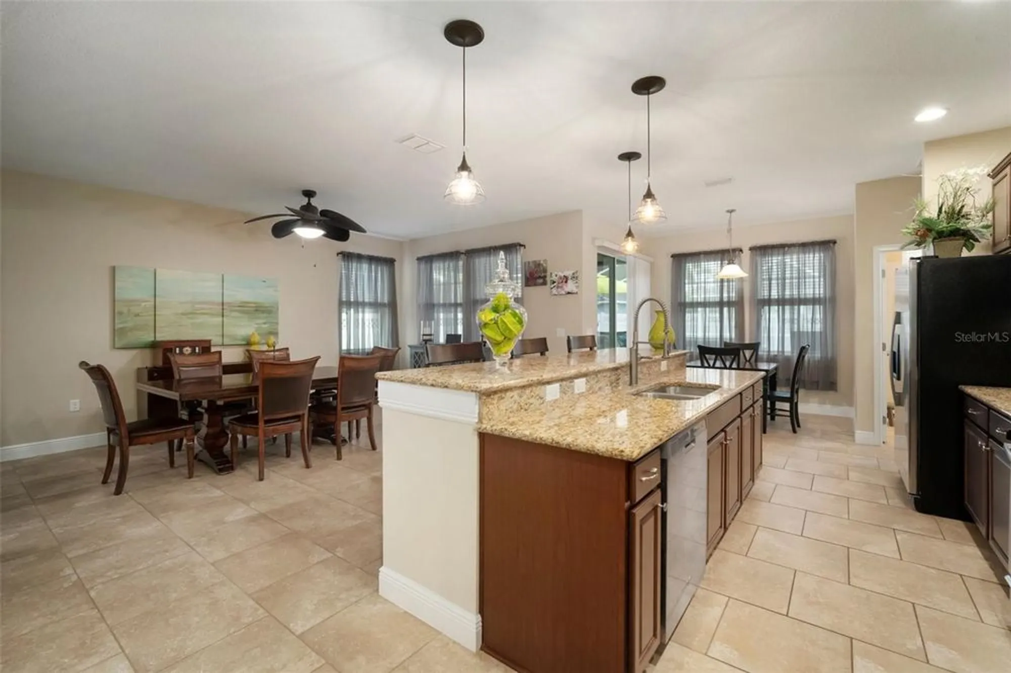 Property Slideshow image 19 of 80 | 513 manns harbor dr, Apollo Beach, FL, 33572