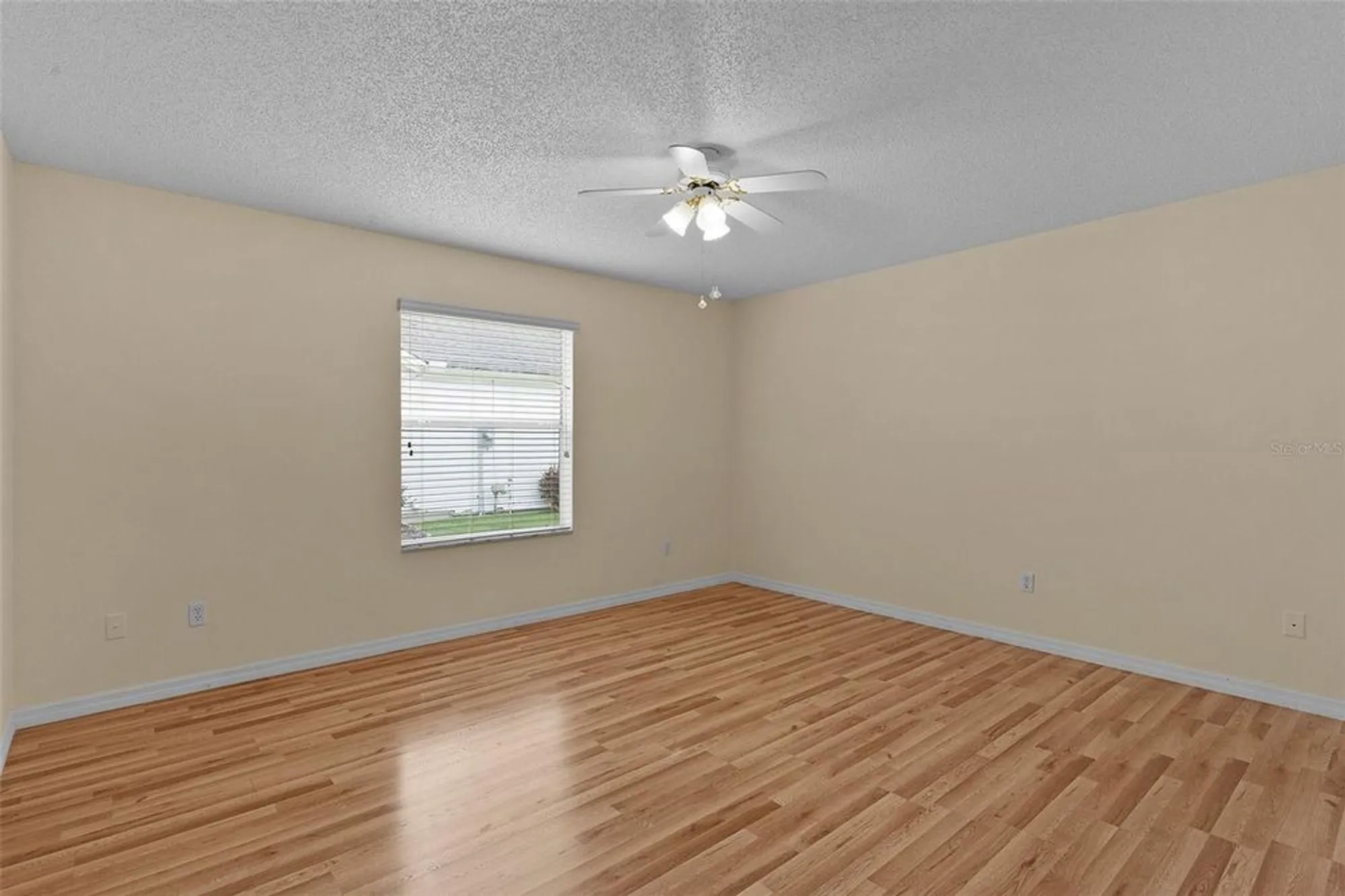 Property Slideshow image 23 of 55 | 1003 del mar dr, Lady Lake, FL, 32159