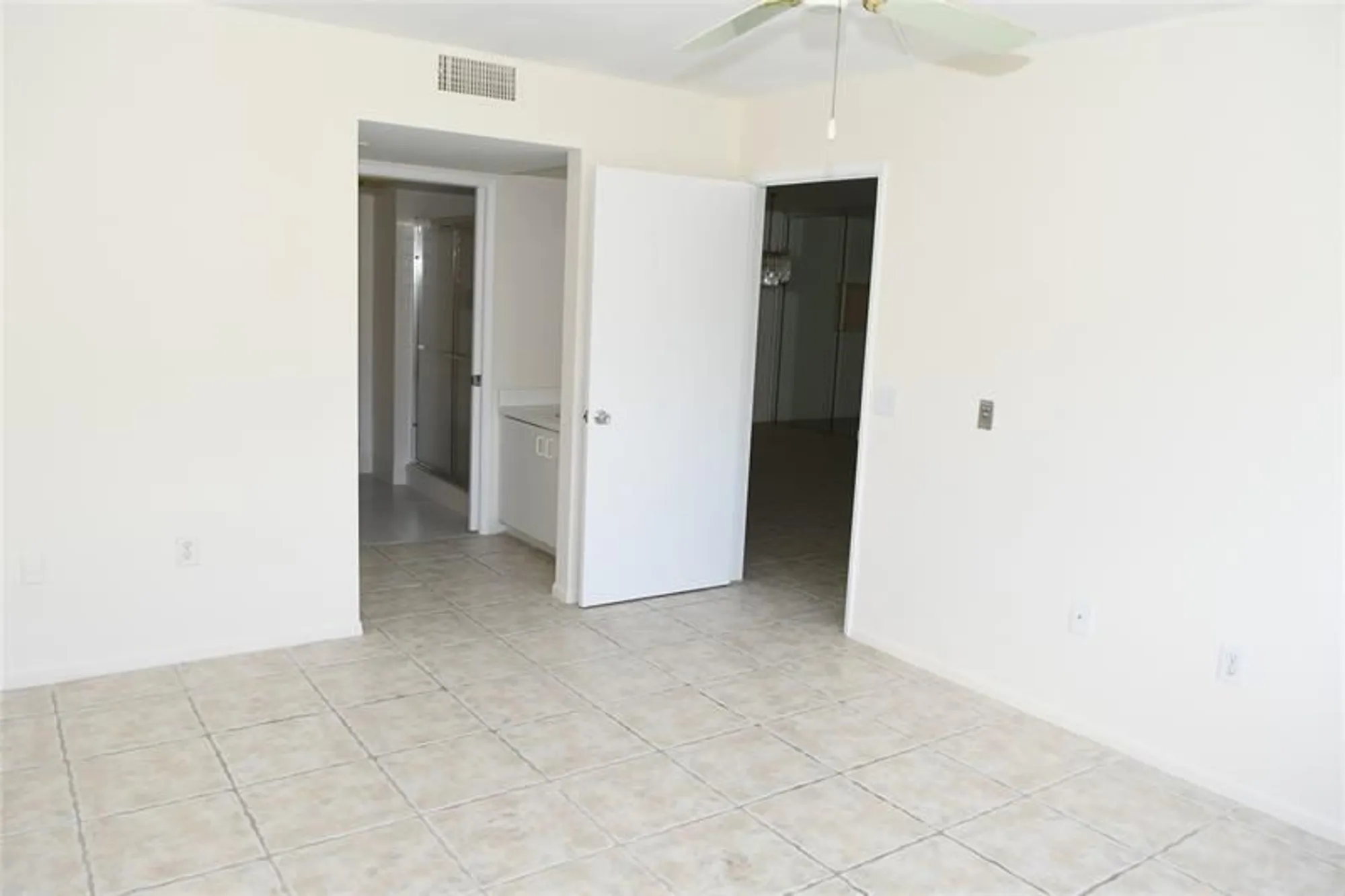 Property Slideshow image 24 of 26 | 1501 sw 131st way apt 304, Pembroke Pines, FL, 33027