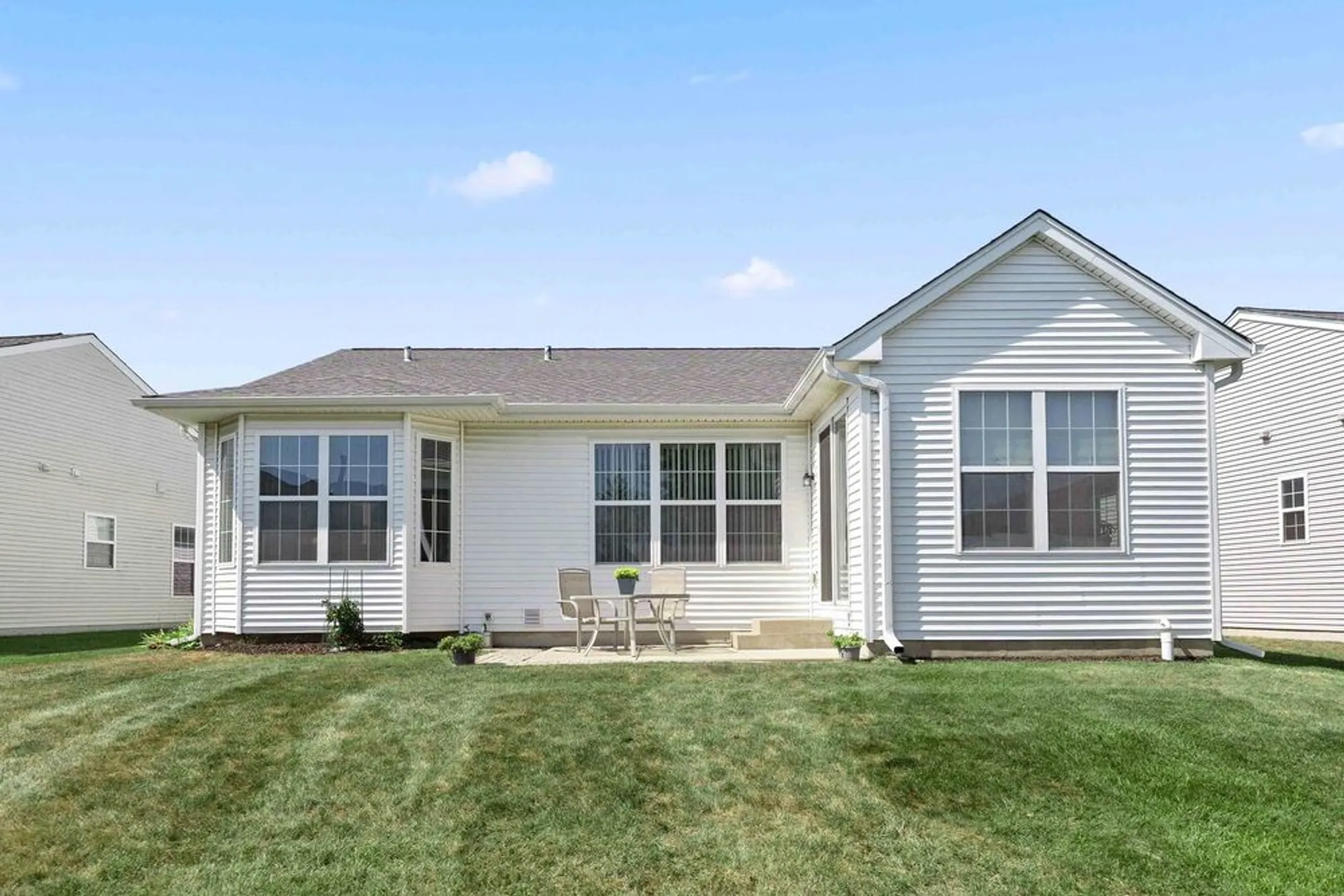 Property Slideshow image 43 of 61 | 13184 oakwood ave, Huntley, IL, 60142