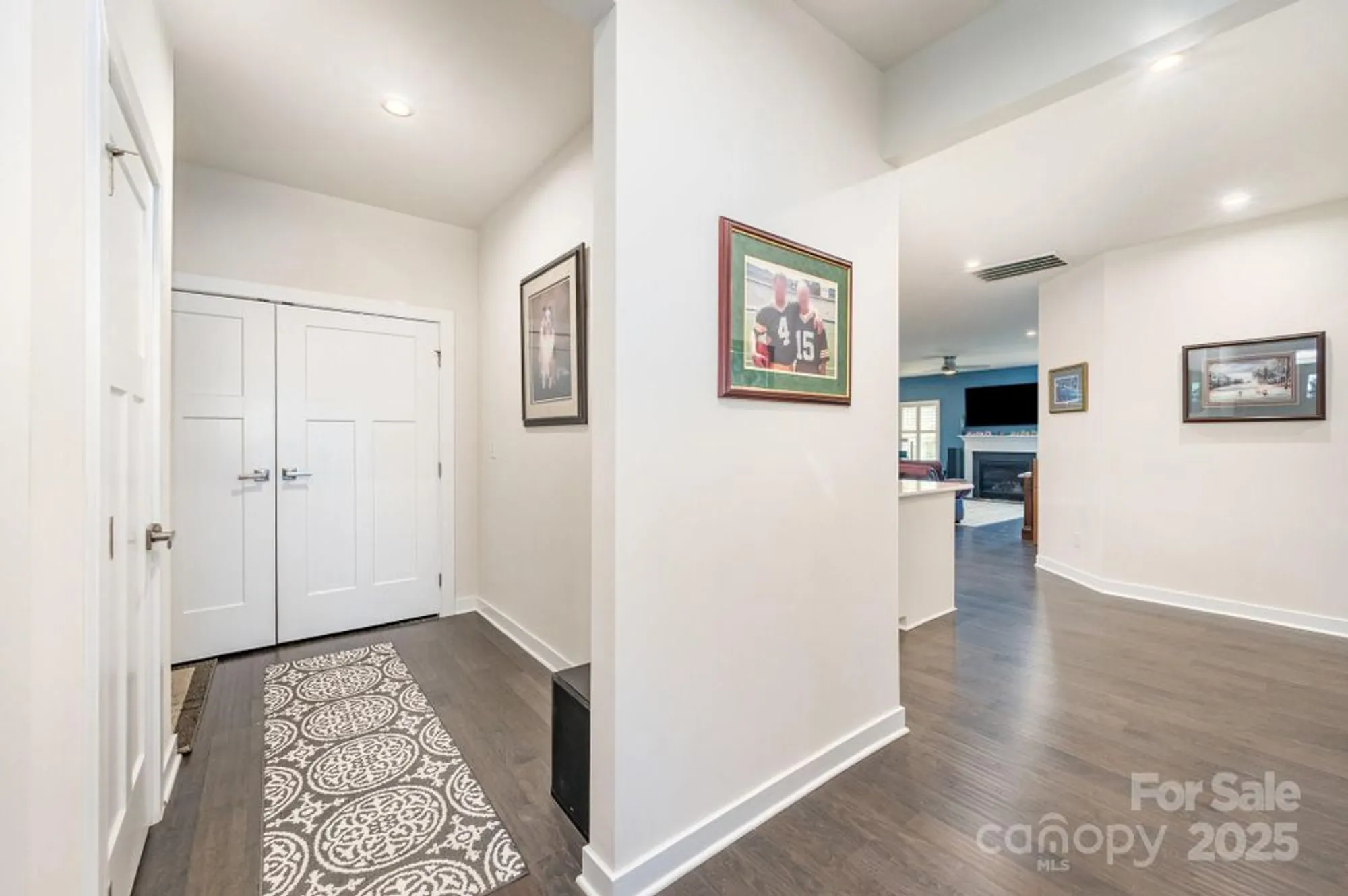 Property Slideshow image 8 of 38 | 5219 larewood dr, Charlotte, NC, 28215