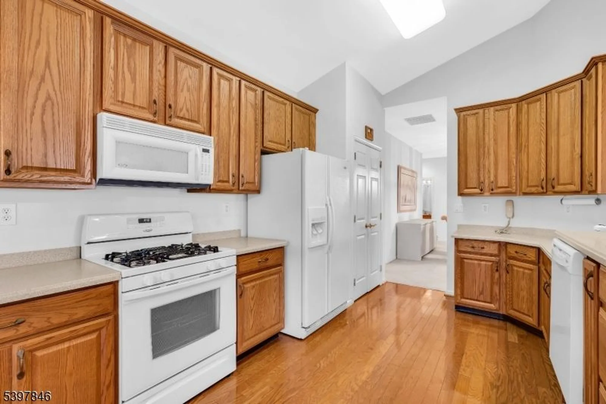 Property Slideshow image 31 of 49 | 6 margaux dr, Manchester Tw, NJ, 08759