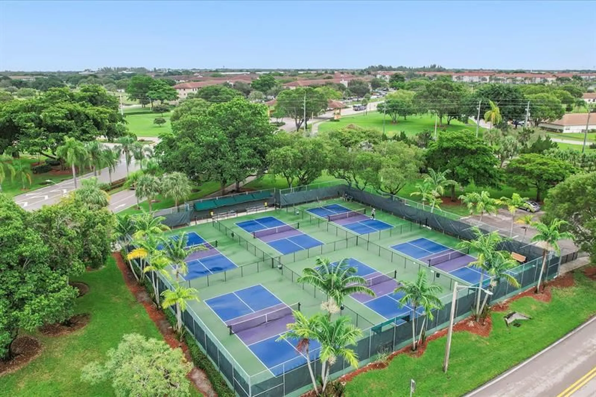 Property Slideshow image 17 of 17 | 850 sw 138th ave apt 208d, Pembroke Pines, FL, 33027