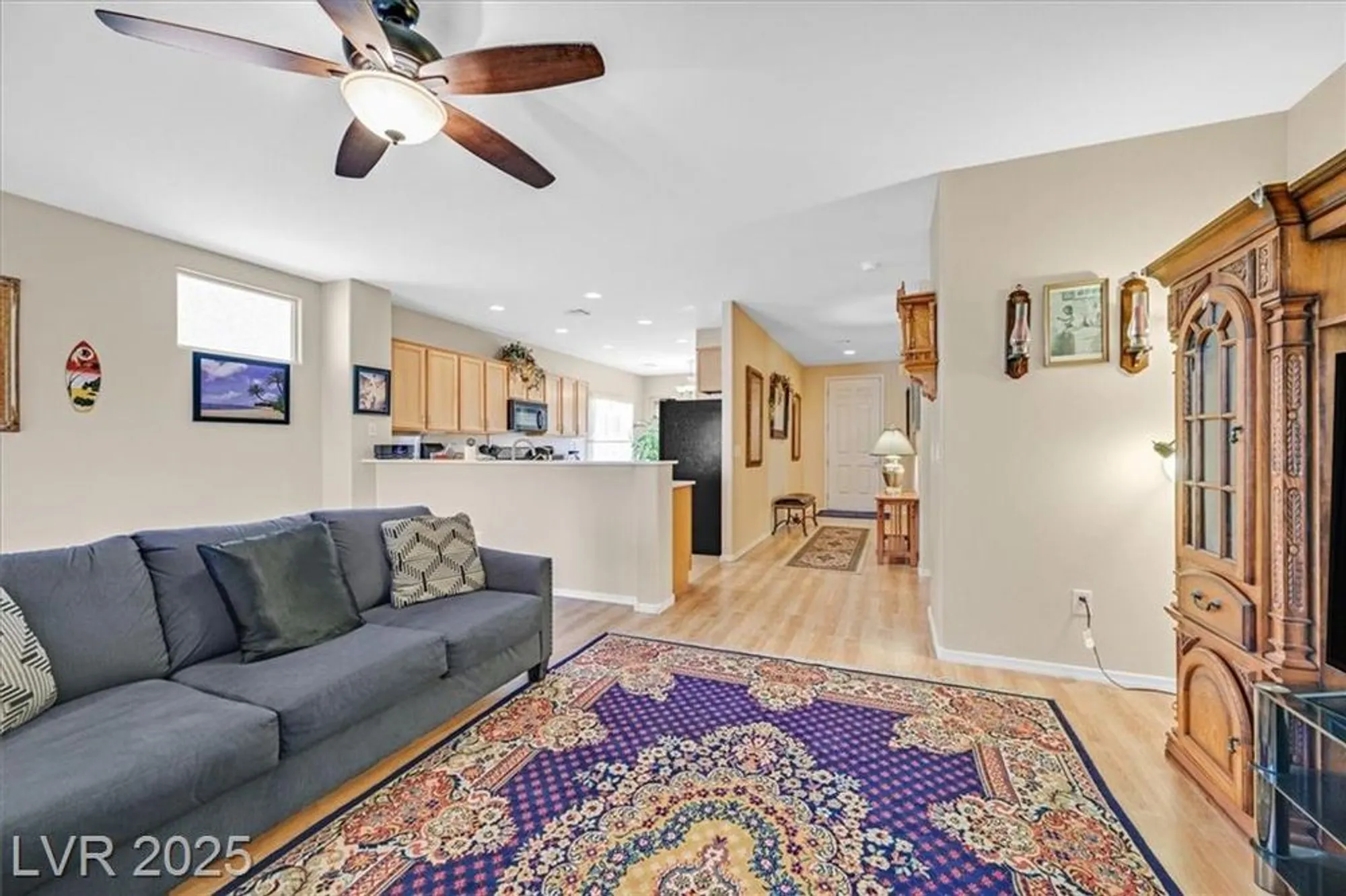 Property Slideshow image 8 of 40 | 2091 waterton rivers dr, Henderson, NV, 89044