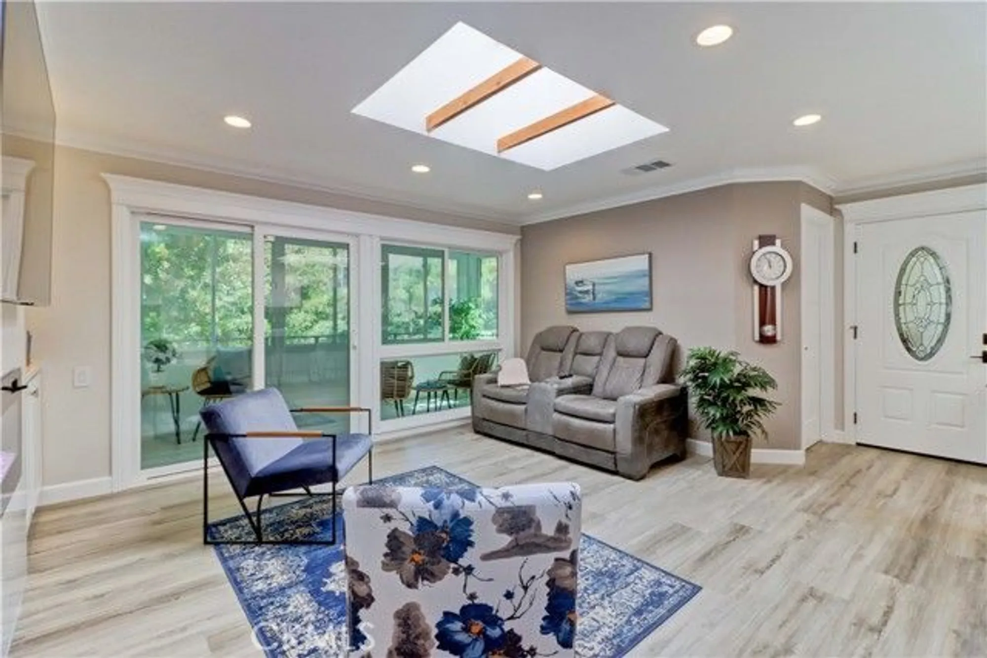 Property Slideshow image 7 of 49 | 683 via alhambra n, Laguna Woods, CA, 92637