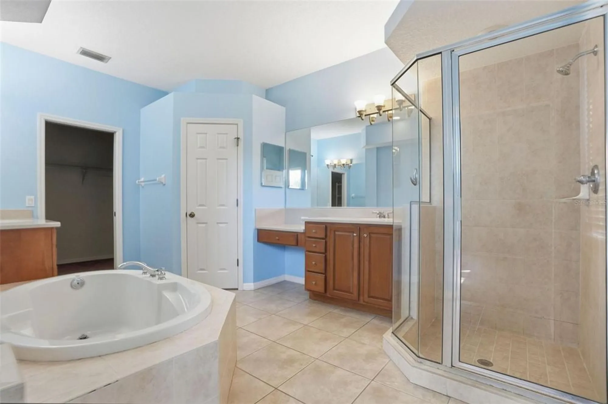 Property Slideshow image 15 of 36 | 6431 wingspan way, Bradenton, FL, 34203
