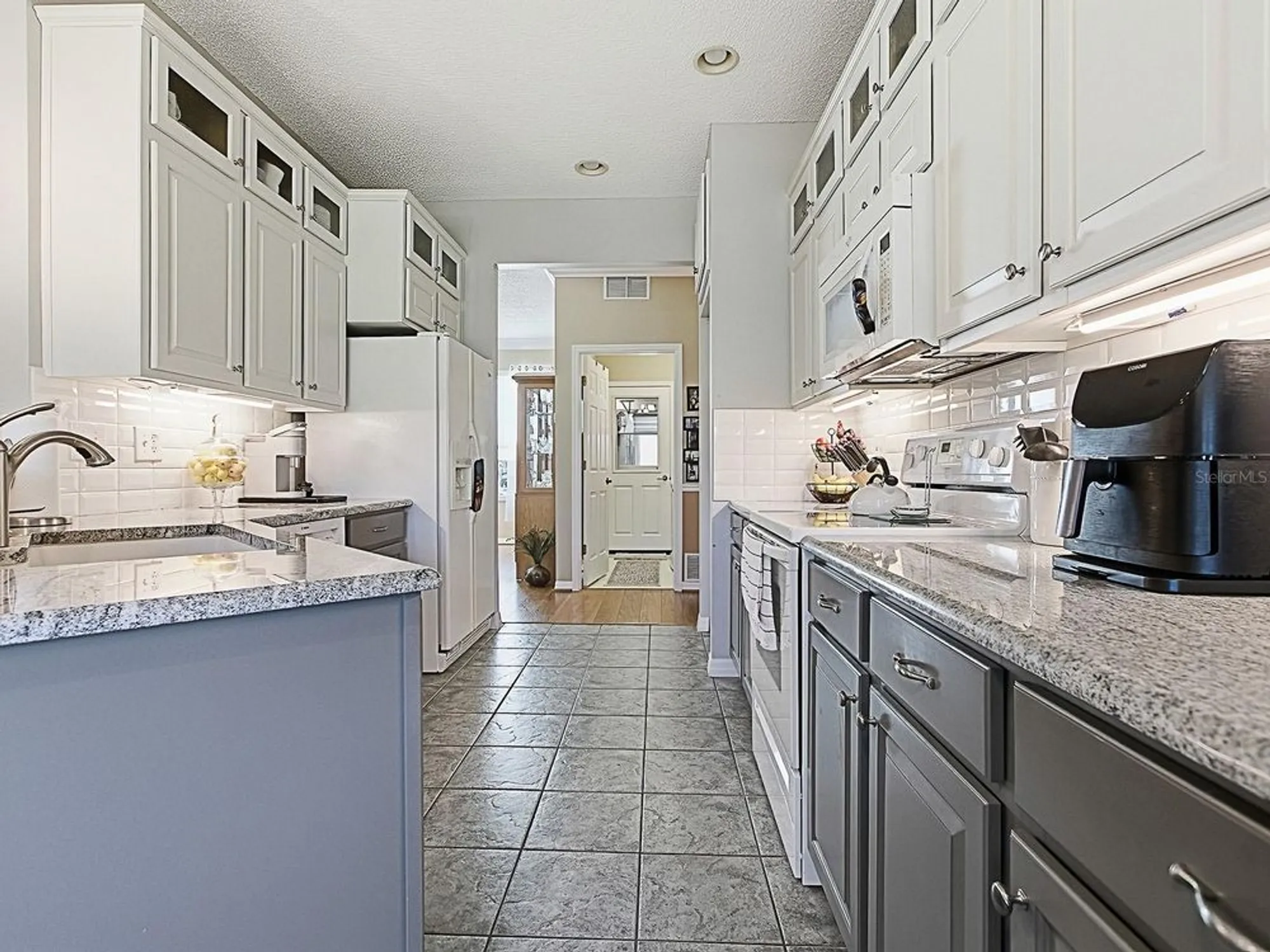 Property Slideshow image 10 of 48 | 353 grand vista trl, Leesburg, FL, 34748