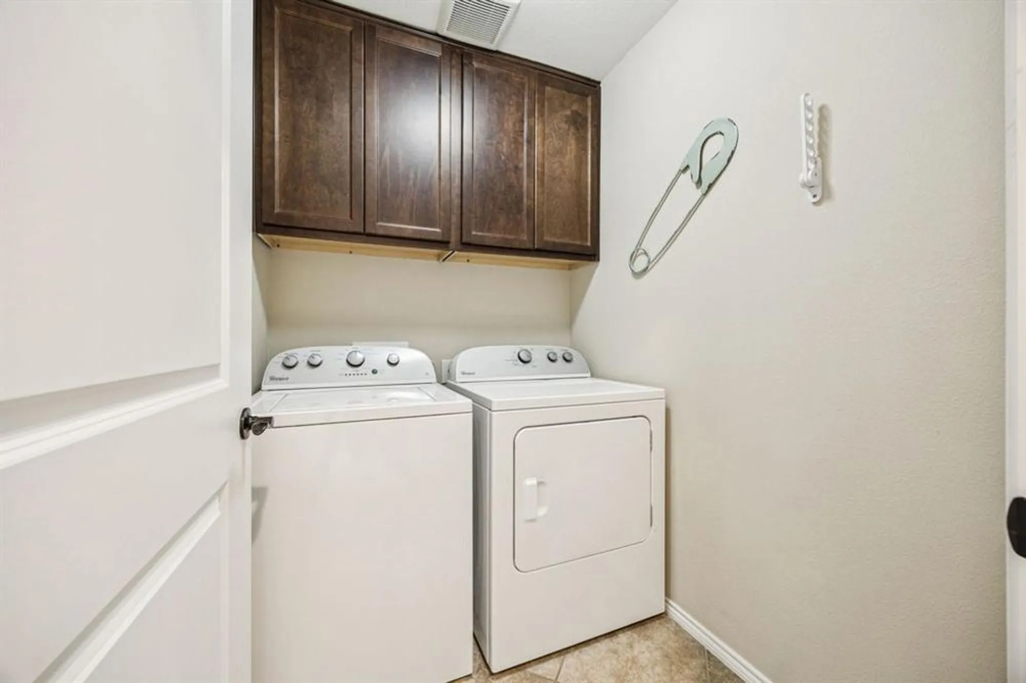 Property Slideshow image 23 of 27 | 7673 gulf breeze ln, Frisco, TX, 75036