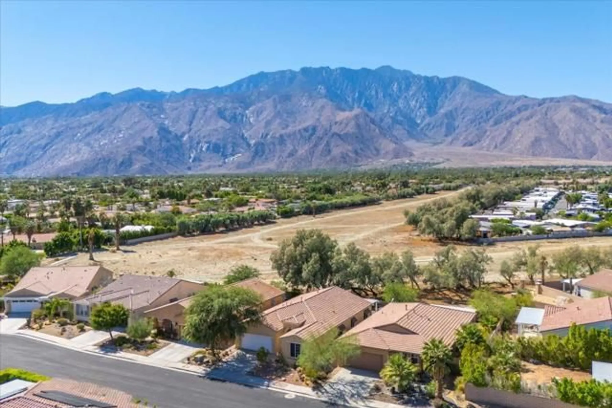 Property Slideshow image 31 of 56 | 2579 savanna way, Palm Springs, CA, 92262