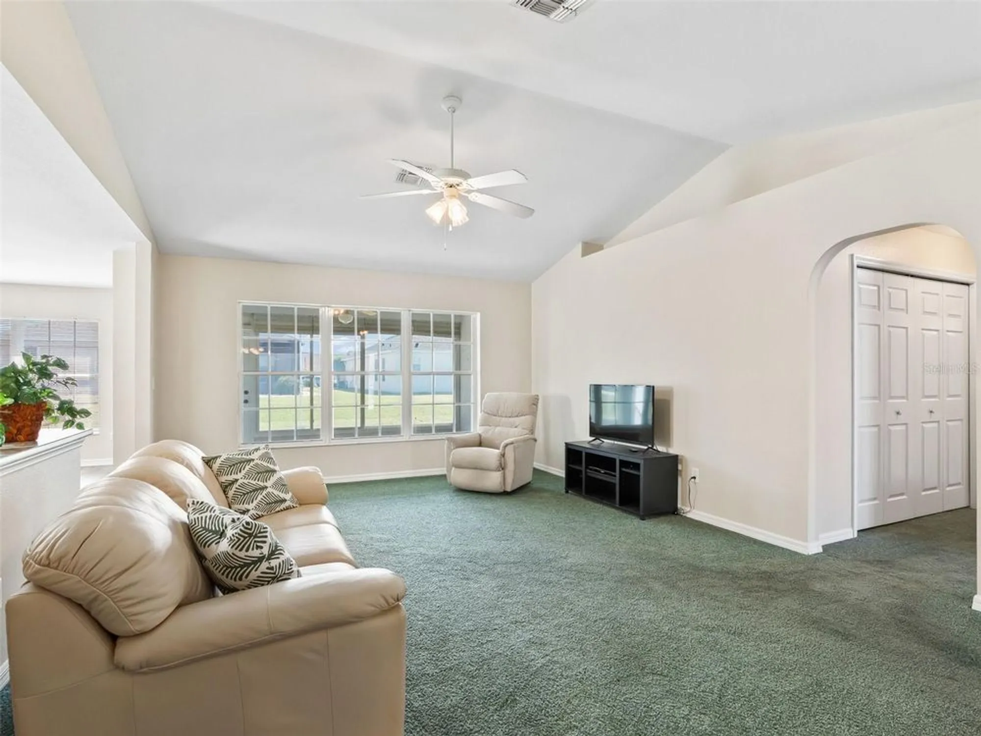 Property Slideshow image 7 of 51 | 12321 se 176th loop, Summerfield, FL, 34491