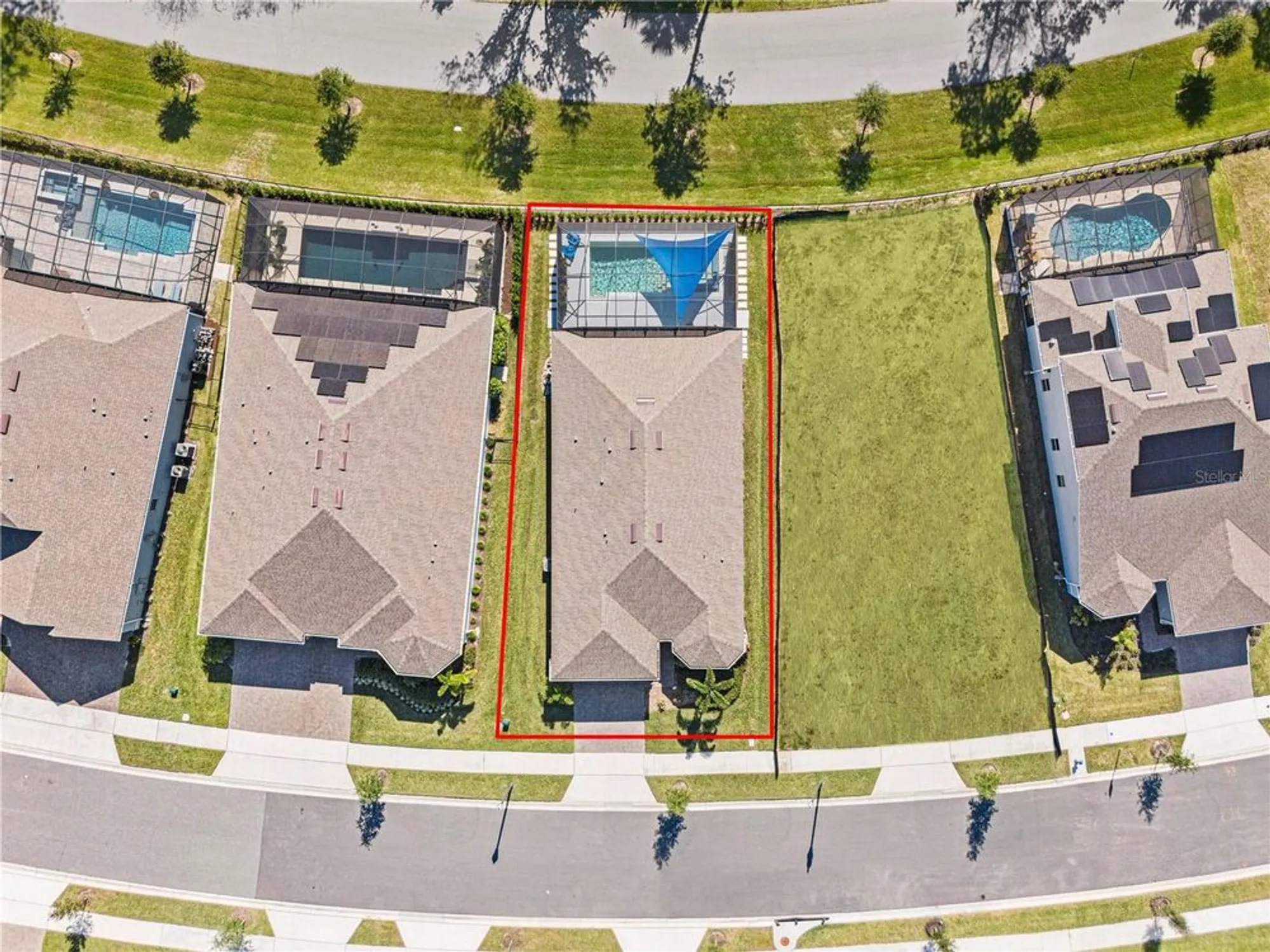 Property Slideshow image 49 of 70 | 15162 canopy cove dr, Winter Garden, FL, 34787