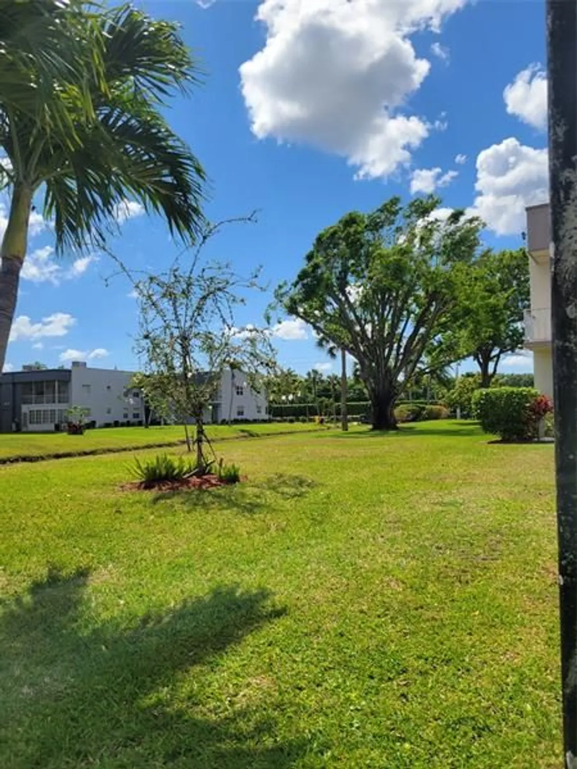 Property Slideshow image 4 of 39 | 480 capri j # 480, Delray Beach, FL, 33484