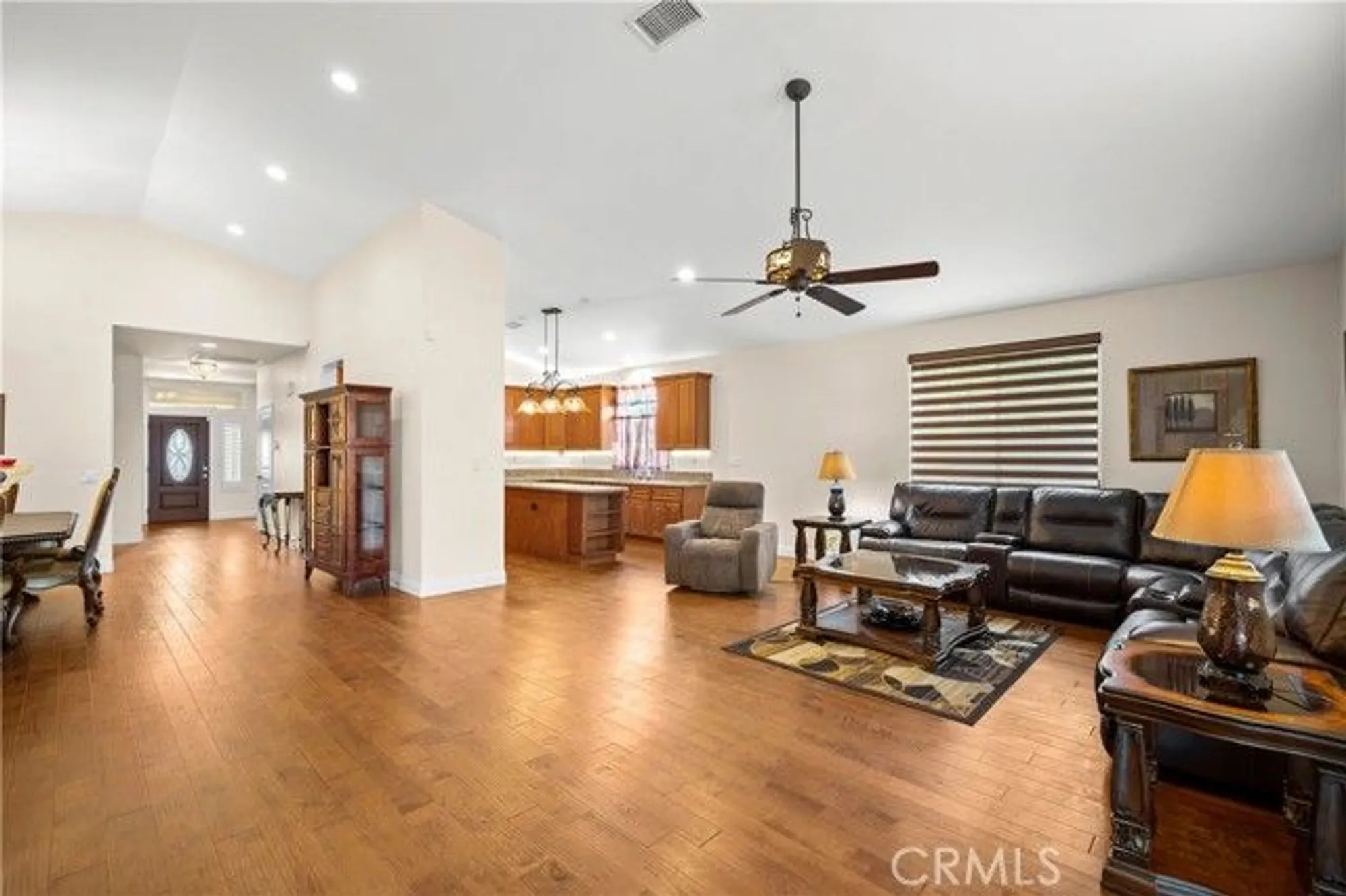 Property Slideshow image 17 of 44 | 584 tewell dr, Hemet, CA, 92545