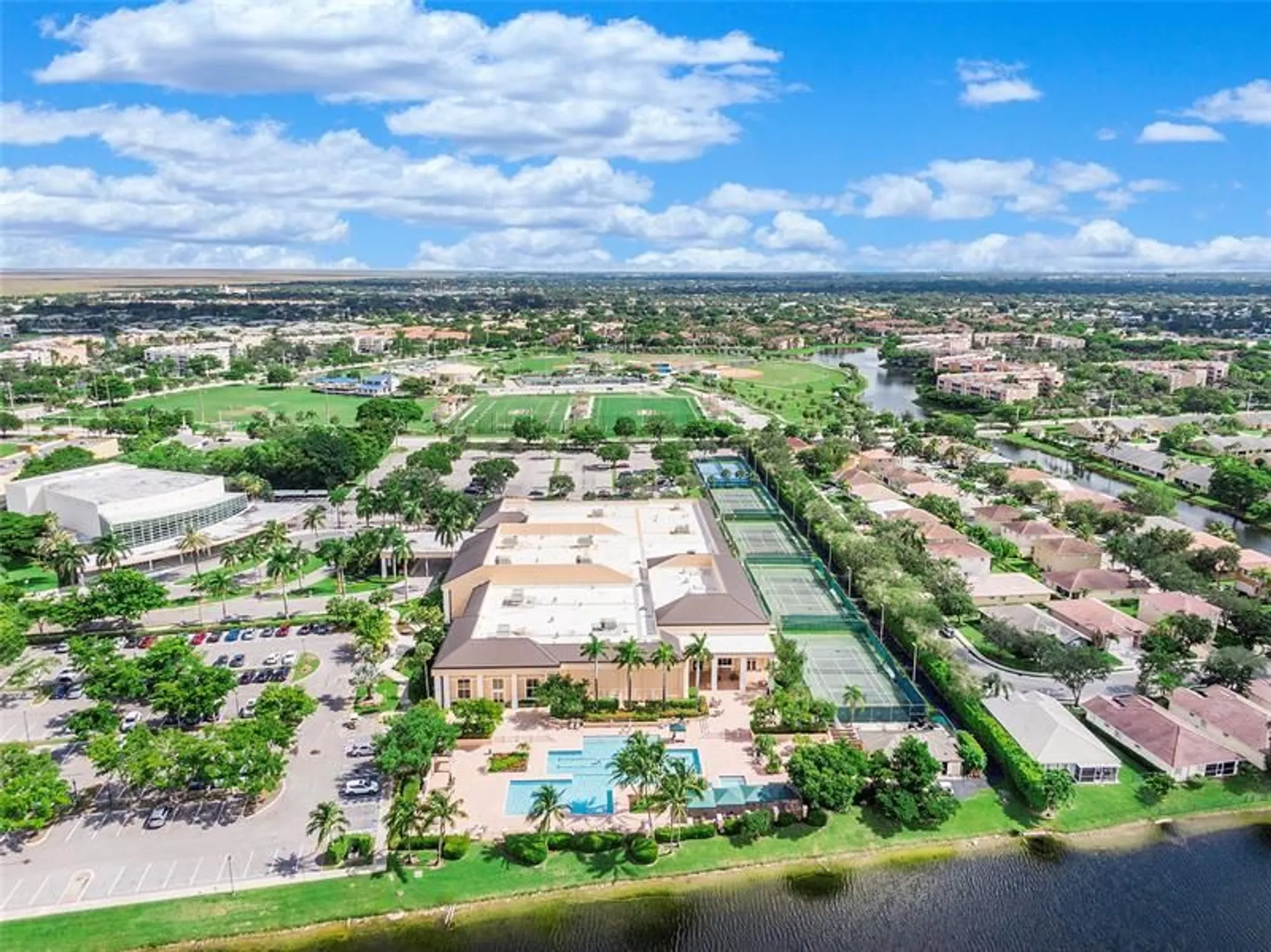 Property Slideshow image 40 of 73 | 7763 southampton ter 102, Tamarac, FL, 33321