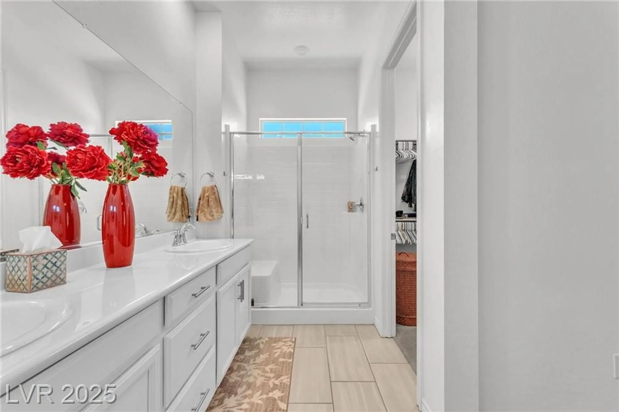 Property Slideshow image 13 of 32 | 771 cactus crossing st, Henderson, NV, 89011