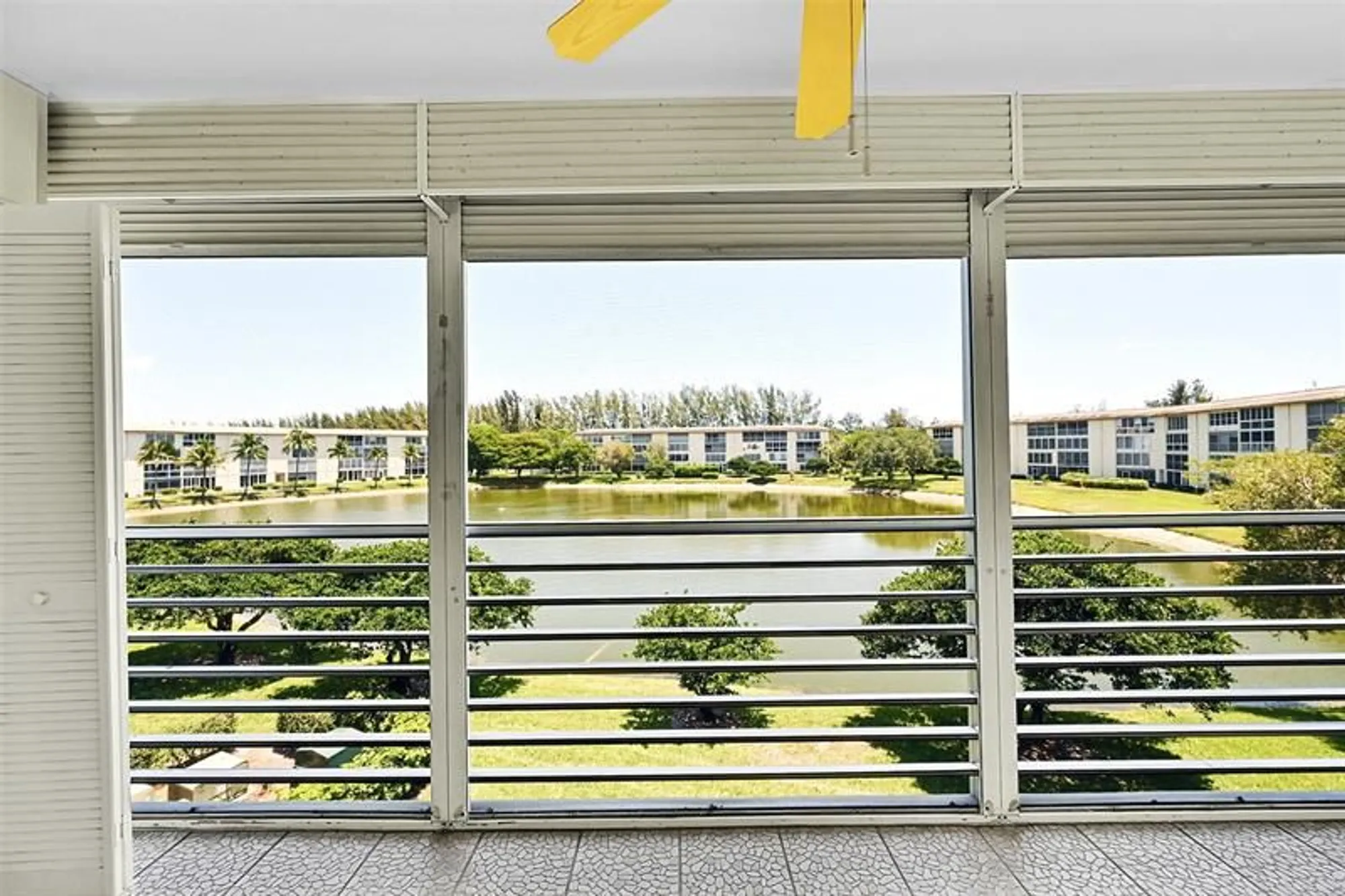 Property Slideshow image 1 of 25 | 1902 bermuda cir h3, Coconut Creek, FL, 33066