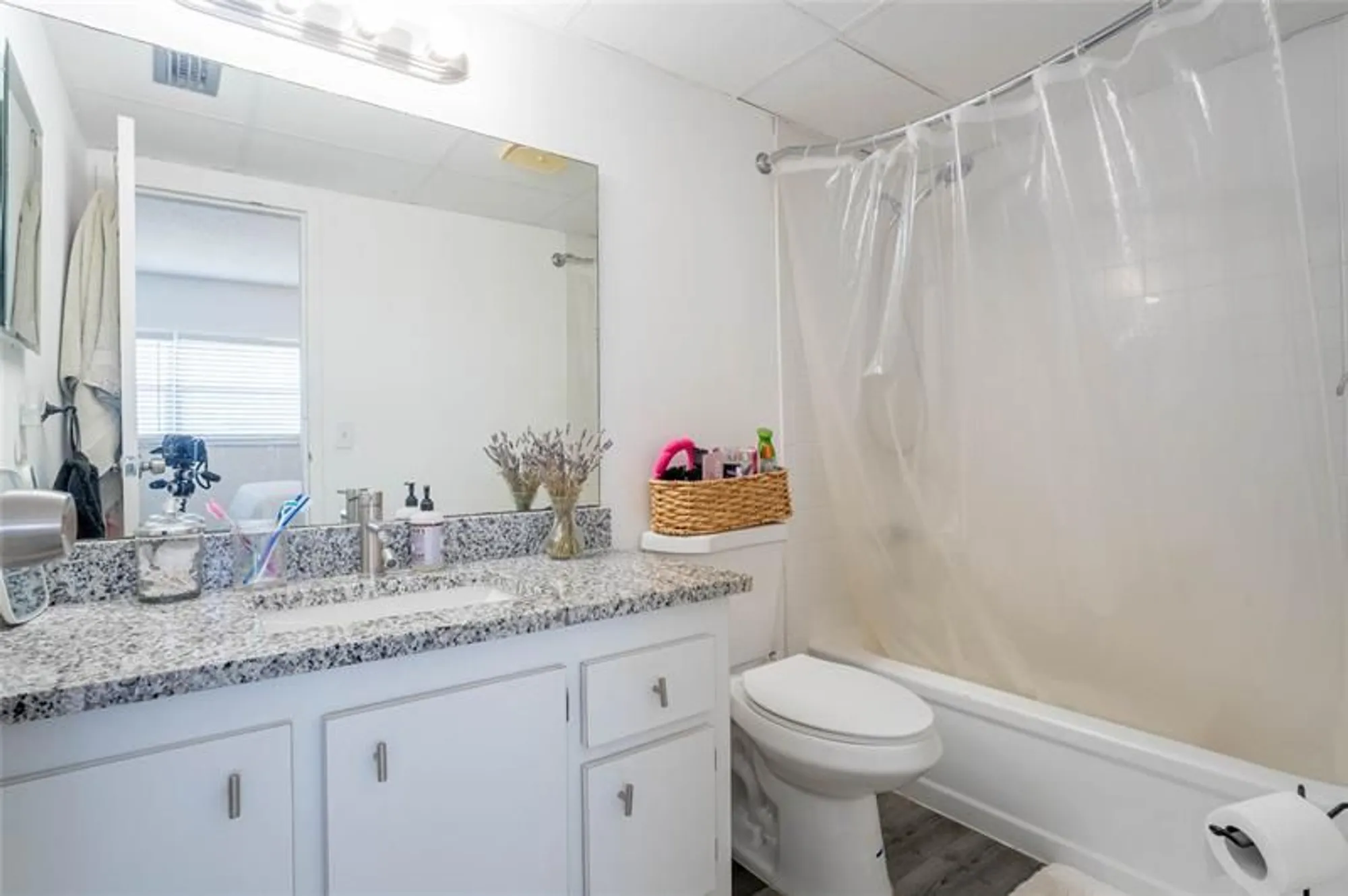 Property Slideshow image 17 of 31 | 1000 country club dr 403, Margate, FL, 33063