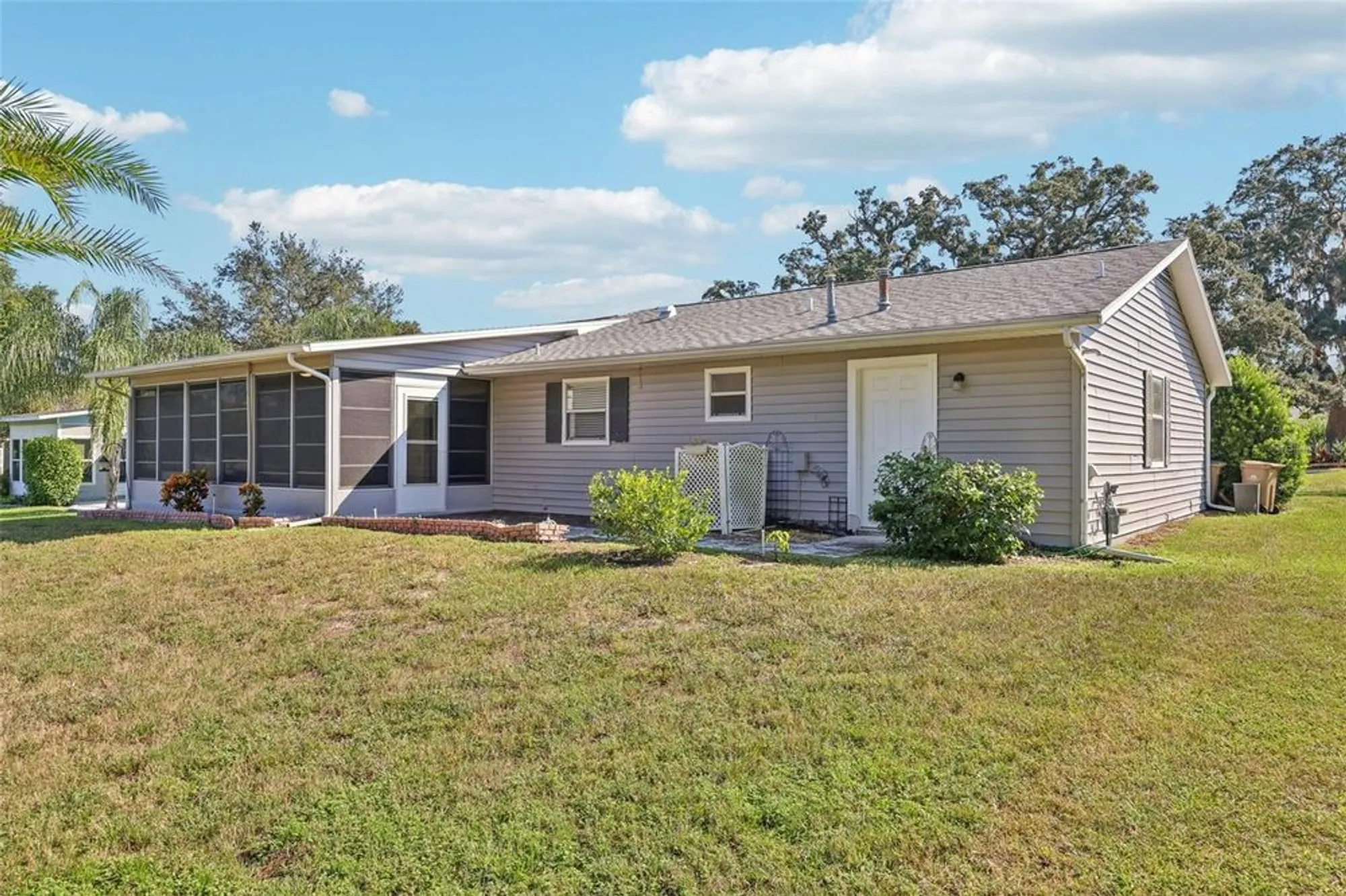 Property Slideshow image 30 of 35 | 12 brigadoon cir, Leesburg, FL, 34788