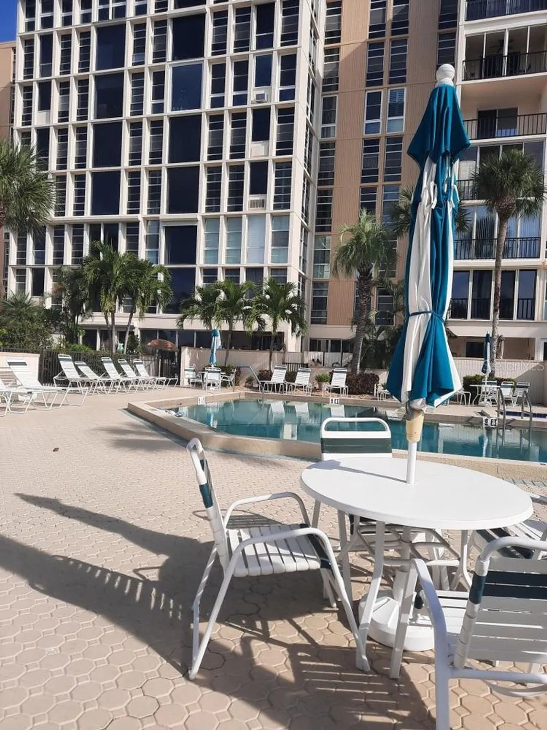 Property Slideshow image 1 of 5 | 7400 sun island dr 107, South Pasadena, FL, 33707