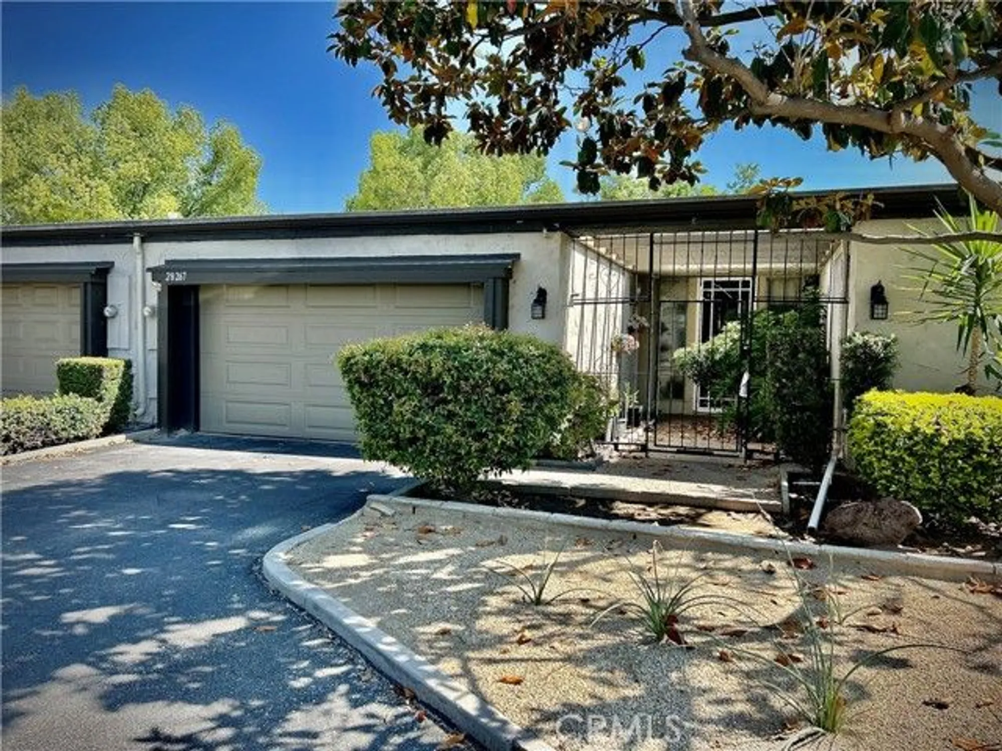 Property Slideshow image 2 of 16 | 28267 paseo grande dr, Menifee, CA, 92586