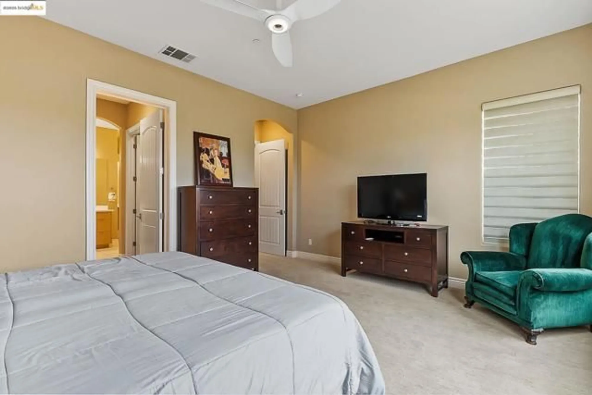 Property Slideshow image 29 of 60 | 1994 corsica way, Brentwood, CA, 94513