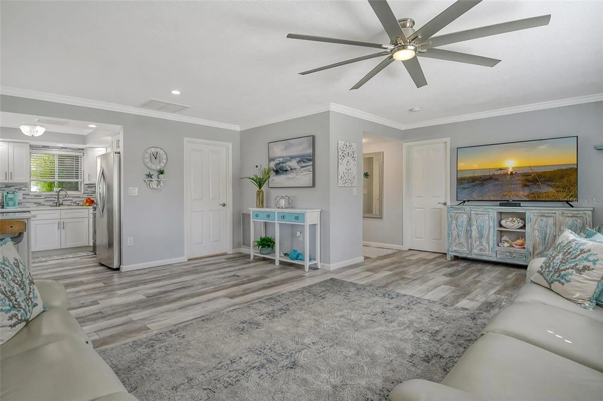 Property Slideshow image 11 of 47 | 2752 riverbluff pl # 66, Sarasota, FL, 34231