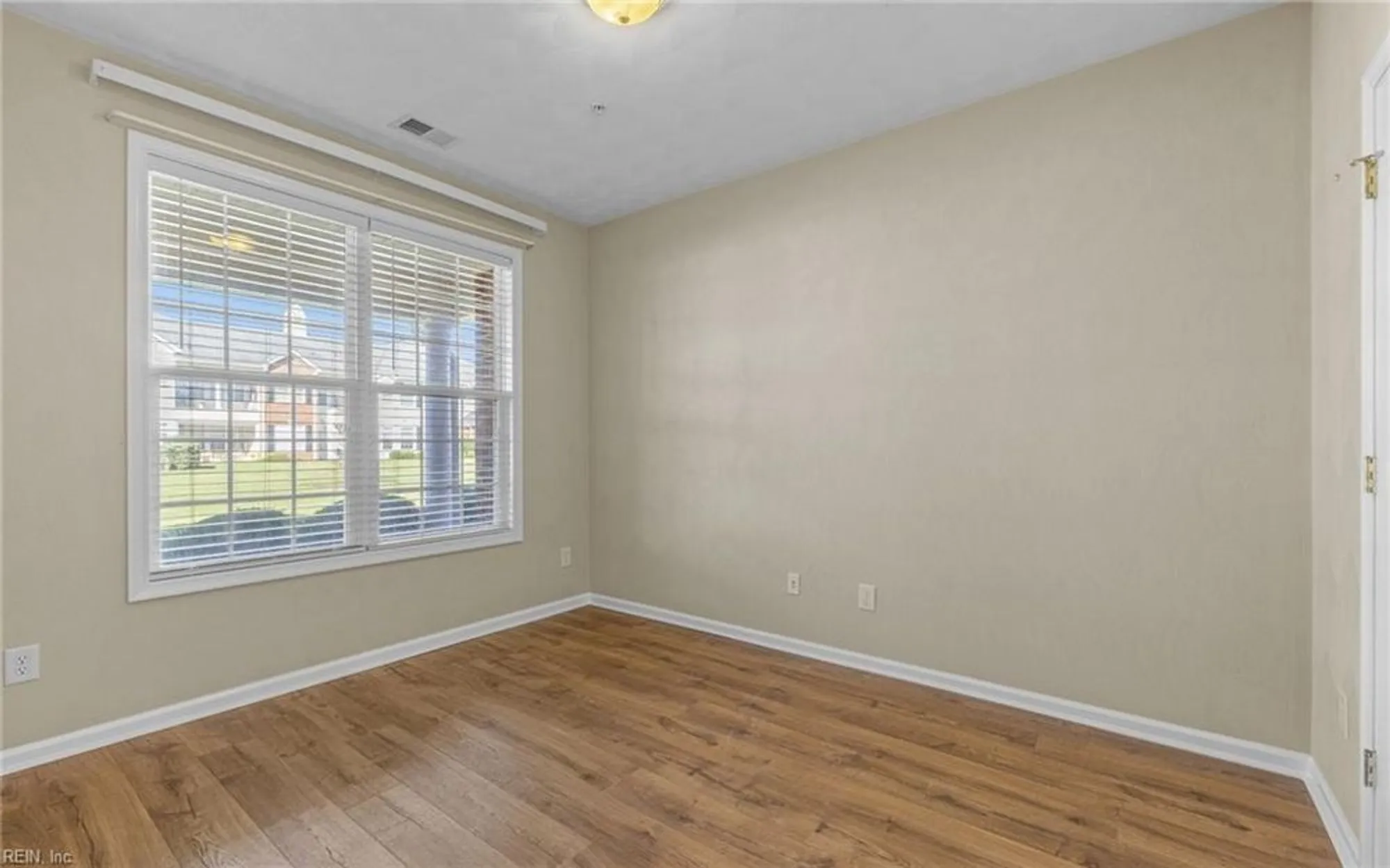 Property Slideshow image 26 of 48 | 2825 loveliness ct, Virginia Beach, VA, 23456