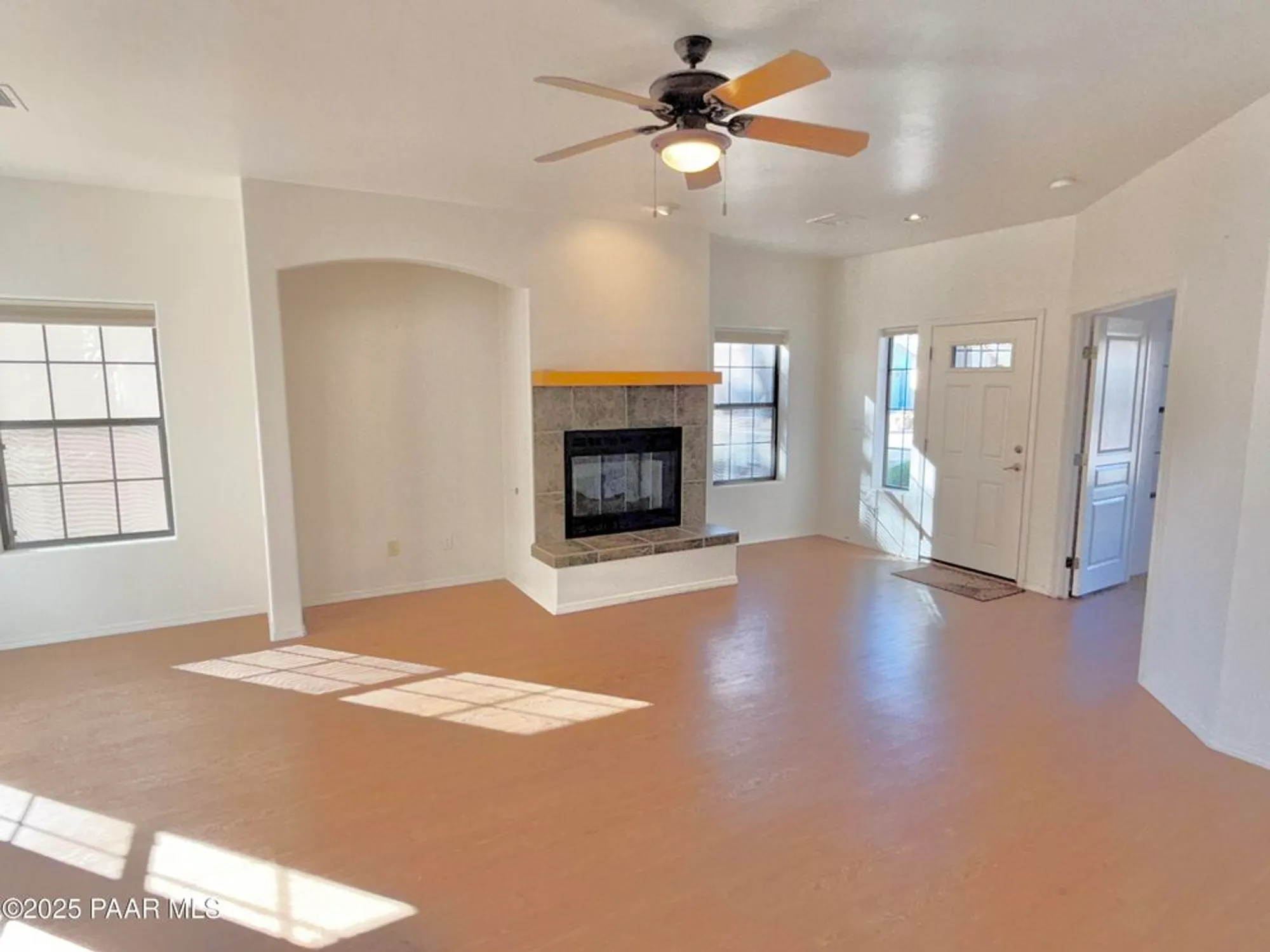 Property Slideshow image 10 of 25 | 1183 gardenia ln, Prescott, AZ, 86305