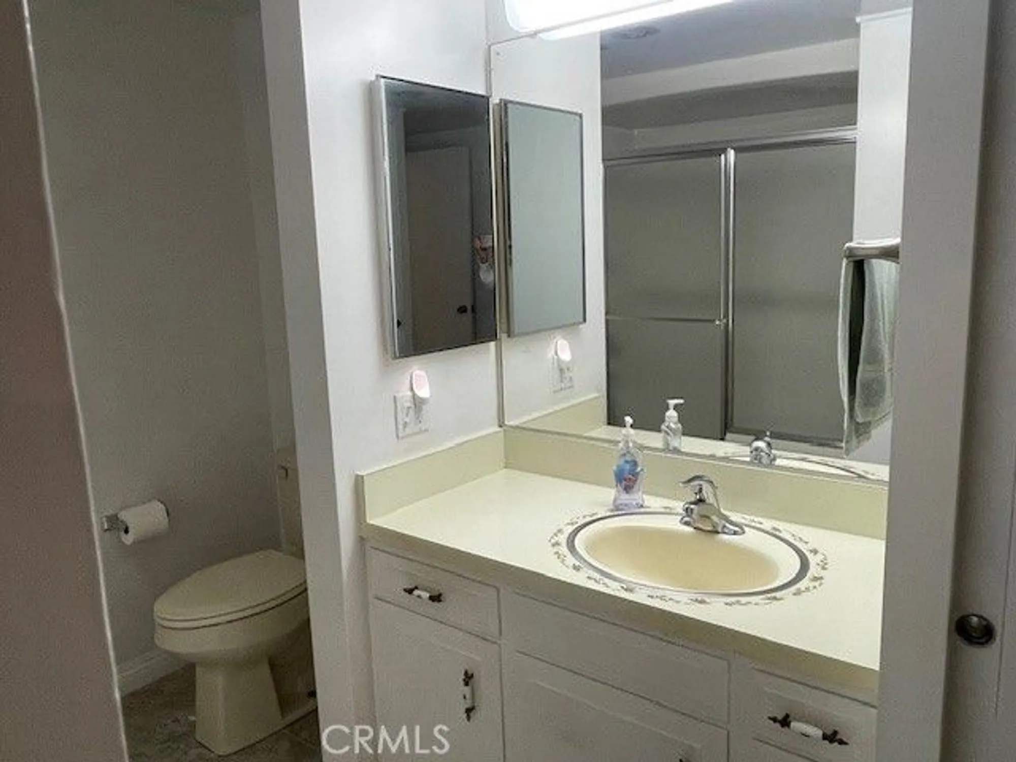 Property Slideshow image 18 of 27 | 13342 del monte dr apt 5g, Seal Beach, CA, 90740